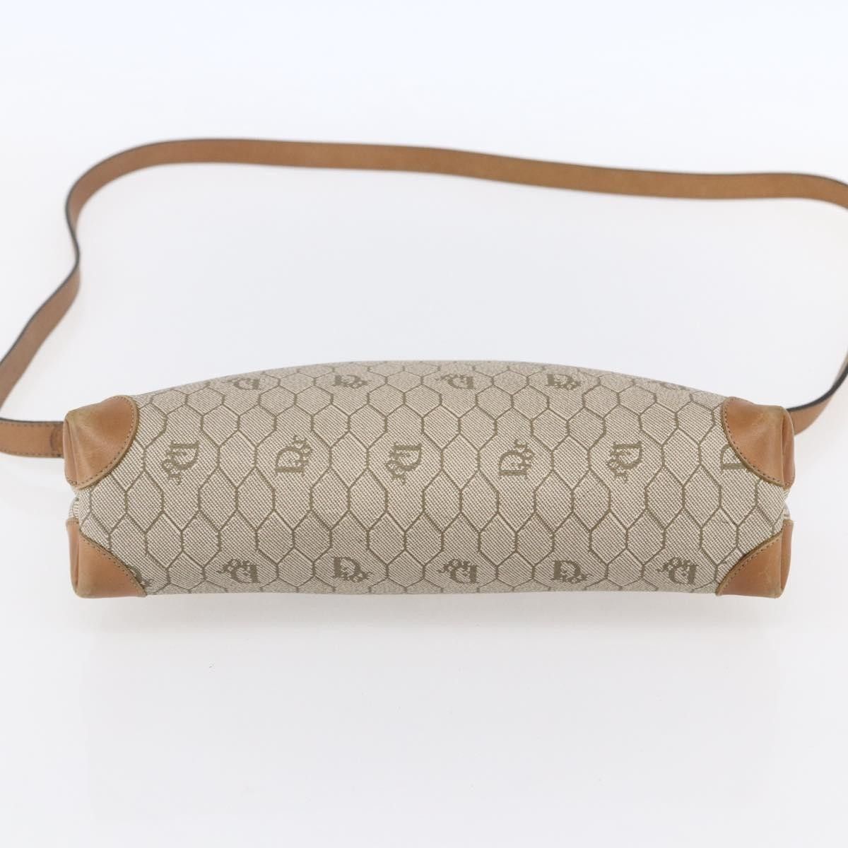 Dior Christian Dior Vintage Honeycomb Shoulder Bag Canvas and Leather Size ONE SIZE - 13 Thumbnail