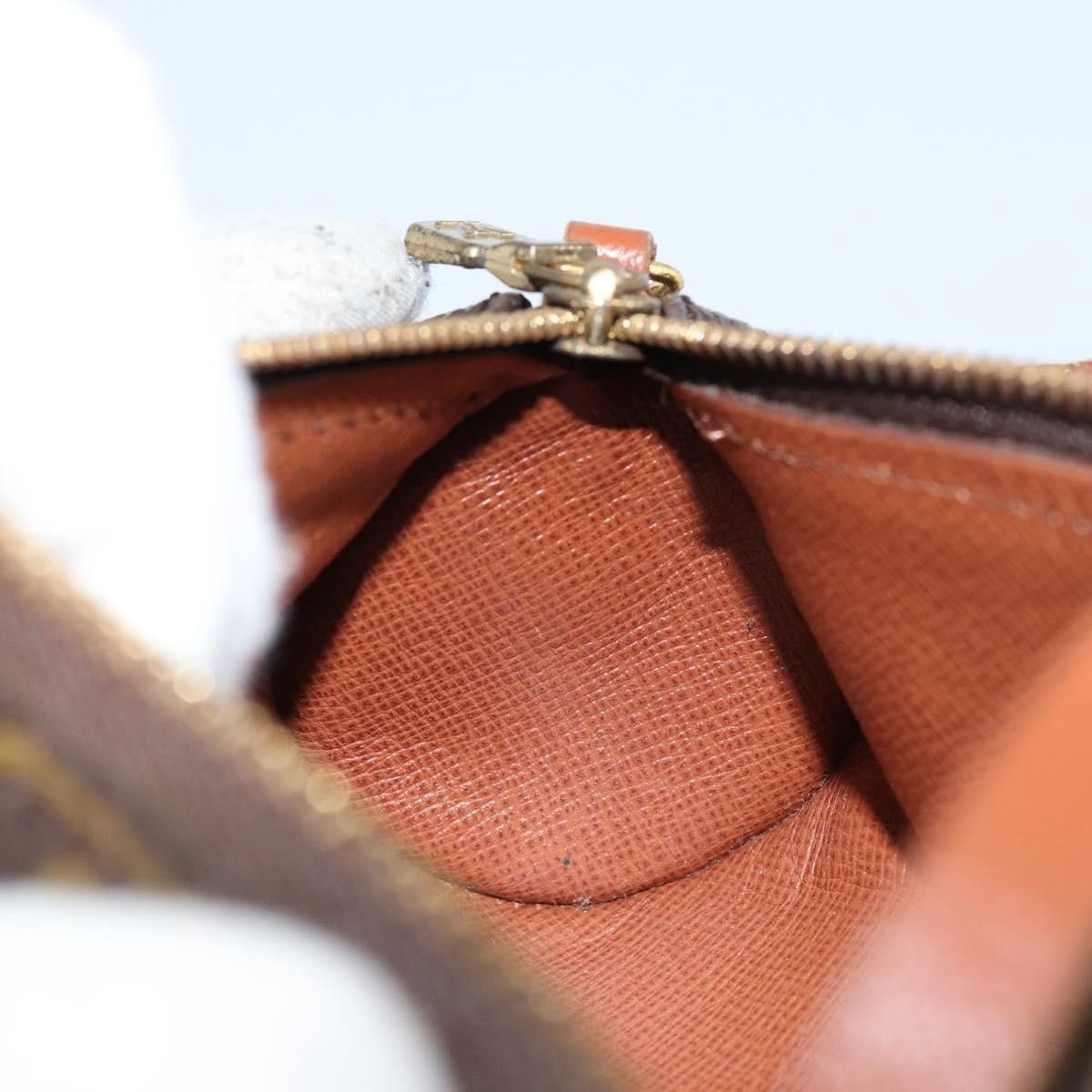 Louis Vuitton Louis Vuitton Papillon Pochette Monogram Canvas Size ONE SIZE - 18 Thumbnail