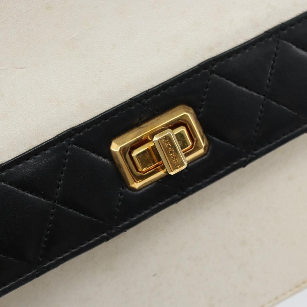 Chanel Chanel Vintage Trapezoid CC Flap Bag Leather Size ONE SIZE - 13 Thumbnail