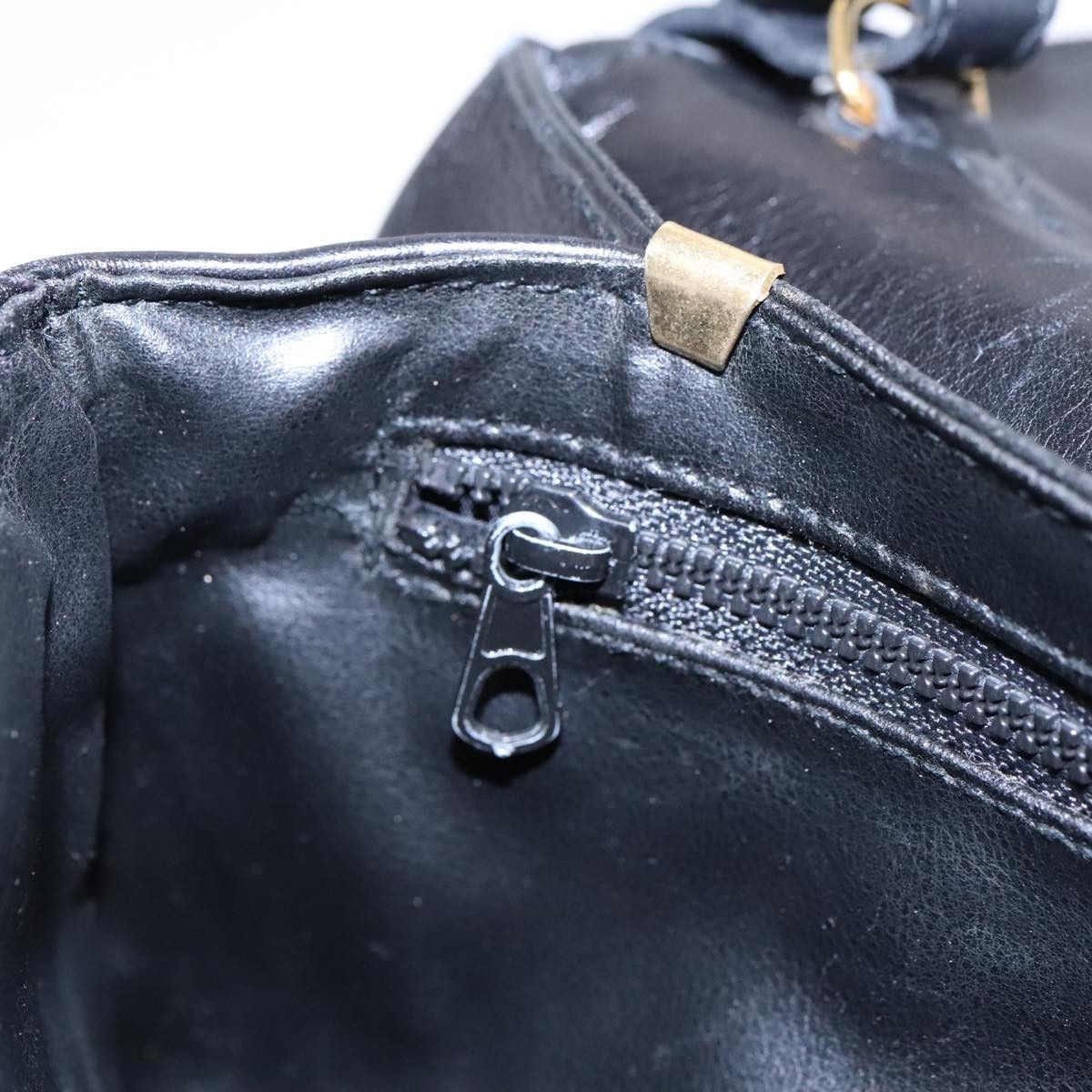 Celine Celine Vintage Flap Shoulder Bag Leather Size ONE SIZE - 22 Thumbnail