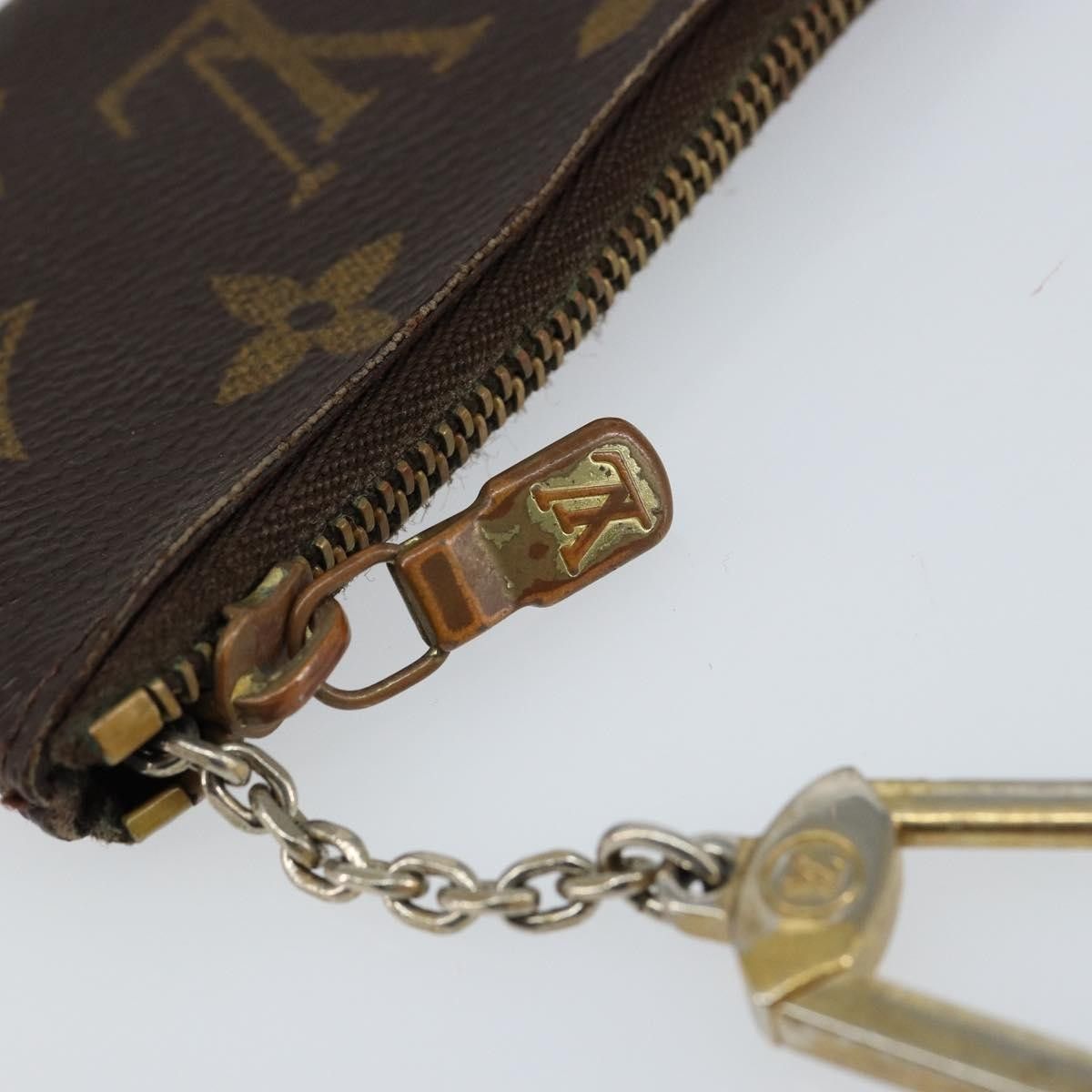 Louis Vuitton Louis Vuitton Pochette Clés Monogram Canvas Size ONE SIZE - 12 Thumbnail