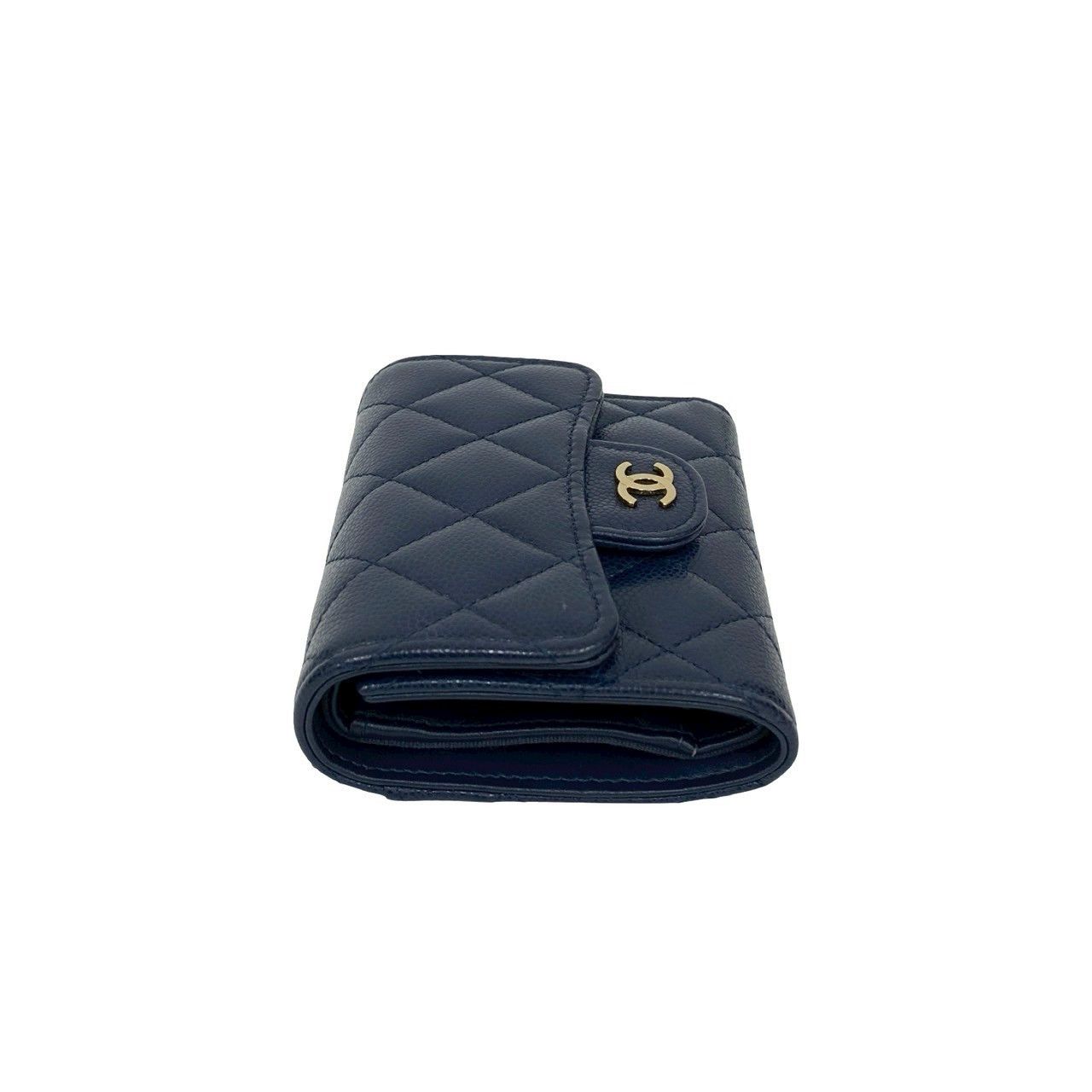 Chanel Chanel Chanel Matelassé Caviar Leather Trifold Wallet Leather Short Wallet DUTY FREE for USA Size ONE SIZE - 5 Thumbnail