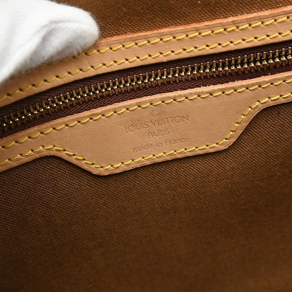 Louis Vuitton Louis Vuitton Sac Gibeciere Messenger Bag Monogram Canvas Size ONE SIZE - 4 Thumbnail