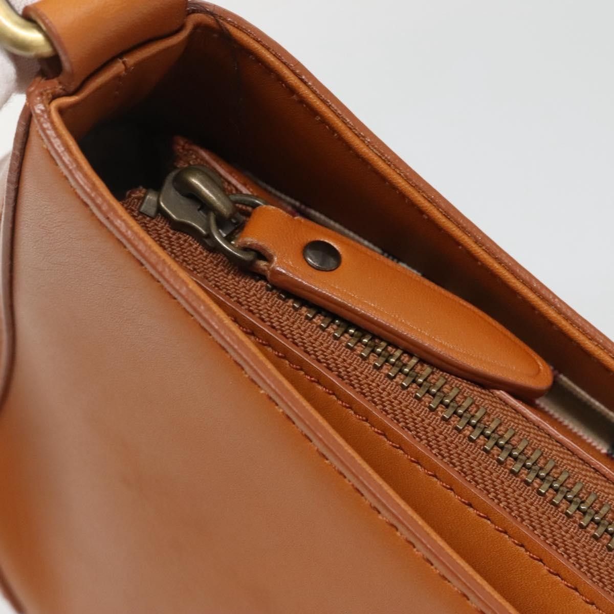 Burberry Burberry Vintage Shoulder Bag Leather Size ONE SIZE - 12 Thumbnail