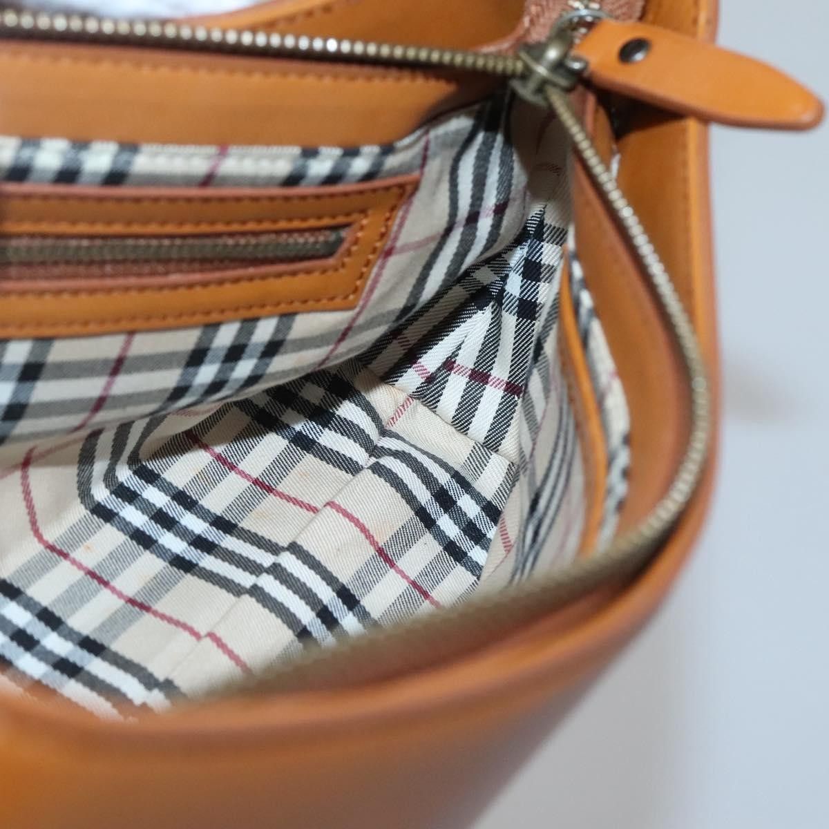 Burberry Burberry Vintage Shoulder Bag Leather Size ONE SIZE - 19 Thumbnail
