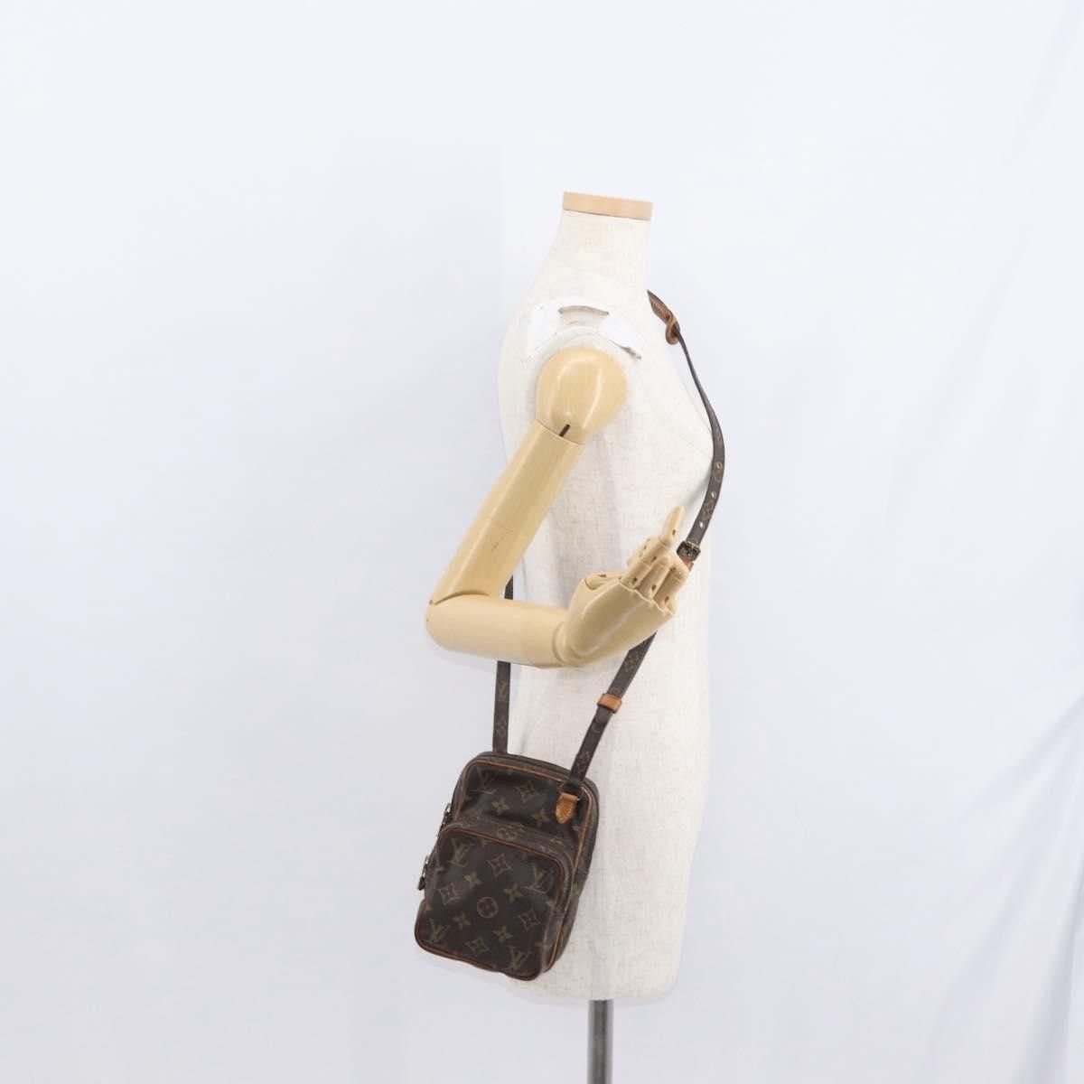 Louis Vuitton Louis Vuitton Amazone Bag Monogram Canvas Size ONE SIZE - 14 Thumbnail