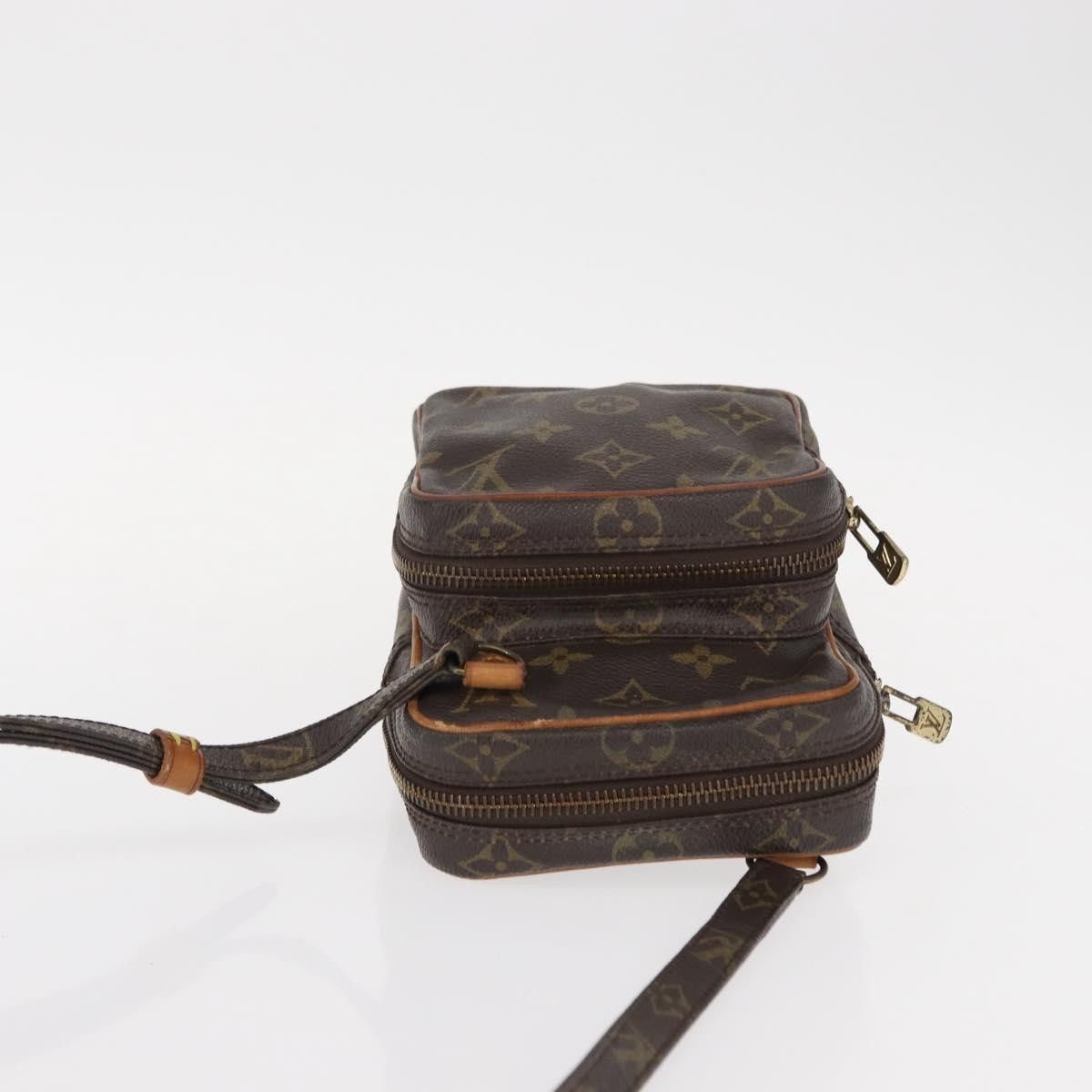 Louis Vuitton Louis Vuitton Amazone Bag Monogram Canvas Size ONE SIZE - 16 Thumbnail