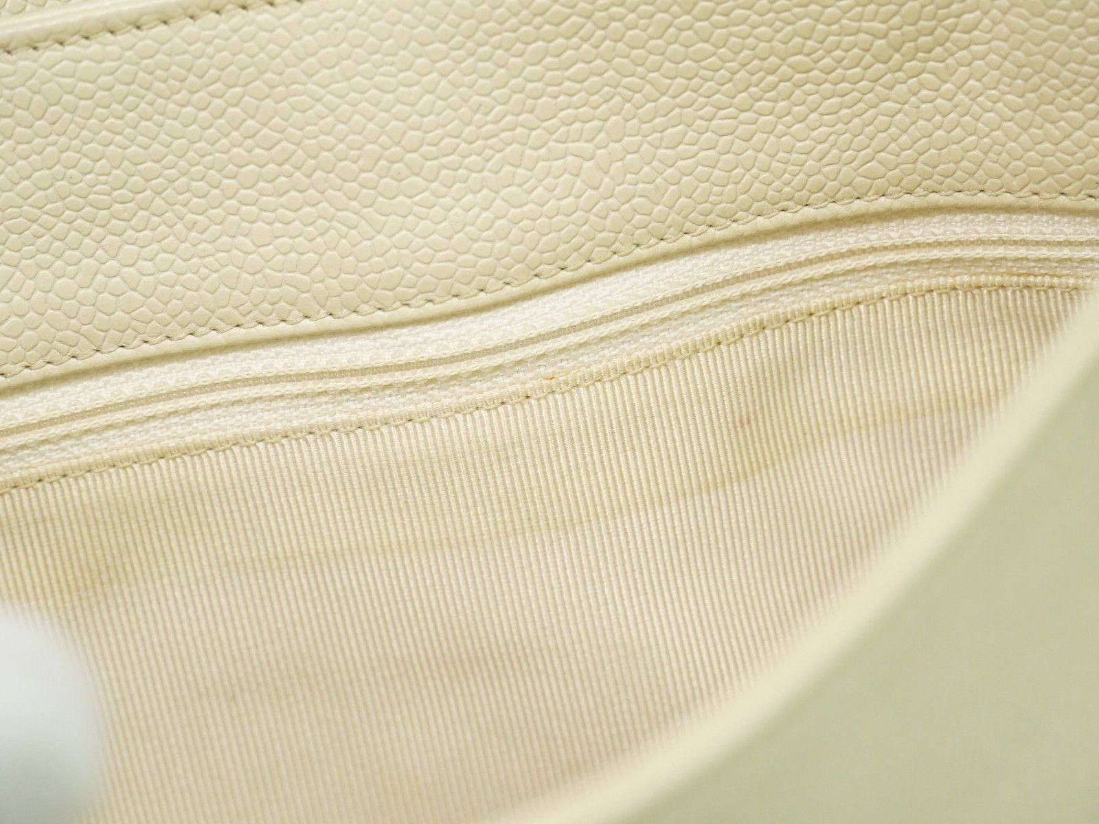 Chanel Chanel Vintage Shoulder Bag Leather Size ONE SIZE - 19 Thumbnail