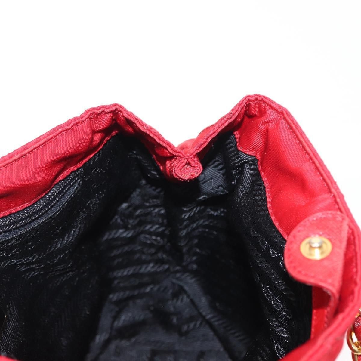 Prada Prada Chain Shoulder Bag Quilted Tessuto Size ONE SIZE - 19 Thumbnail
