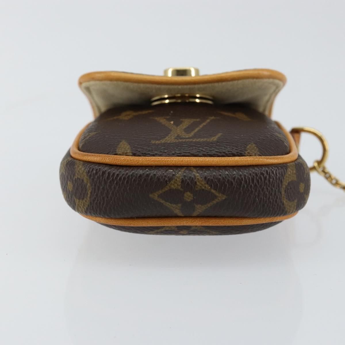 Louis Vuitton Louis Vuitton Cancun Pochette Monogram Canvas Size ONE SIZE - 15 Thumbnail