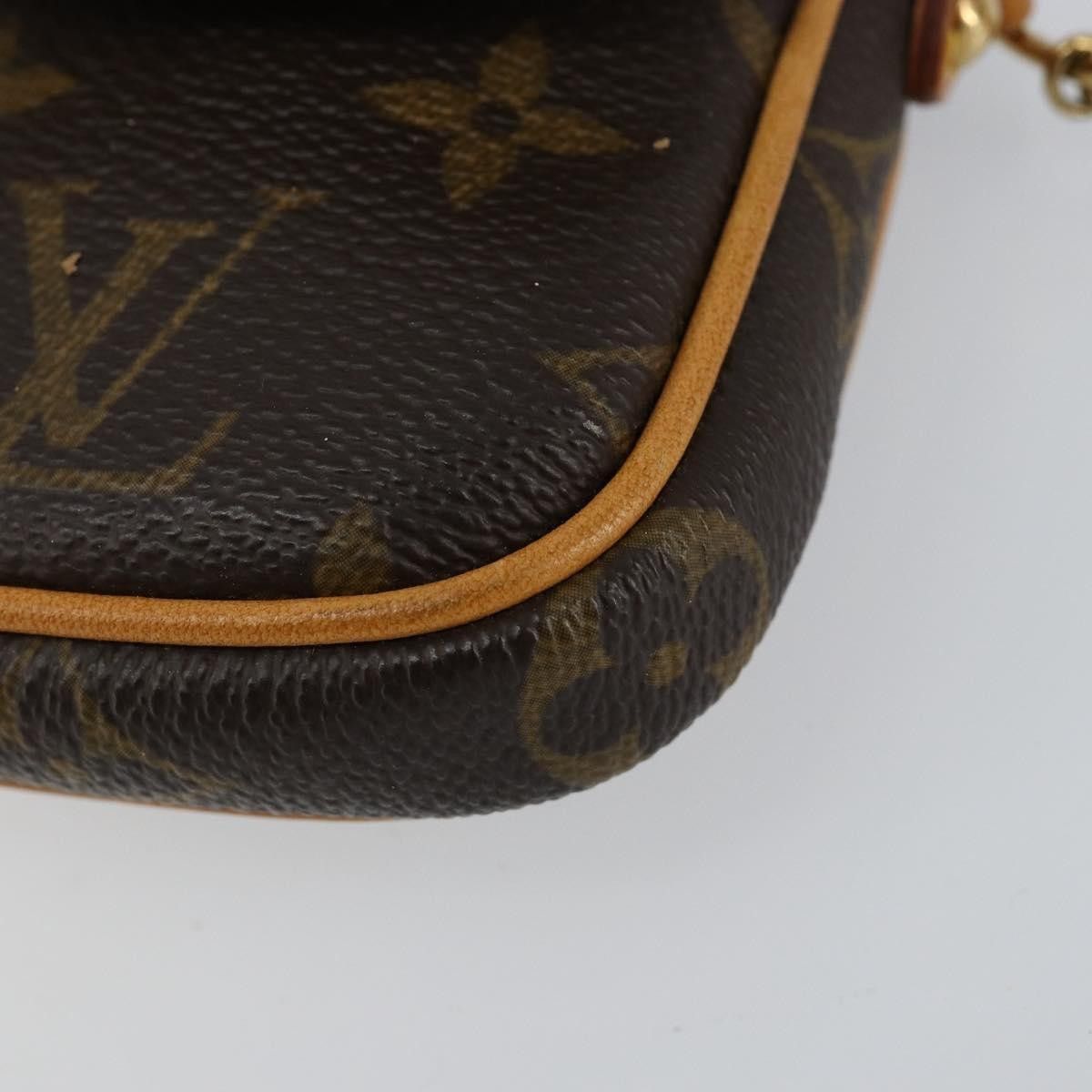 Louis Vuitton Louis Vuitton Cancun Pochette Monogram Canvas Size ONE SIZE - 8 Thumbnail