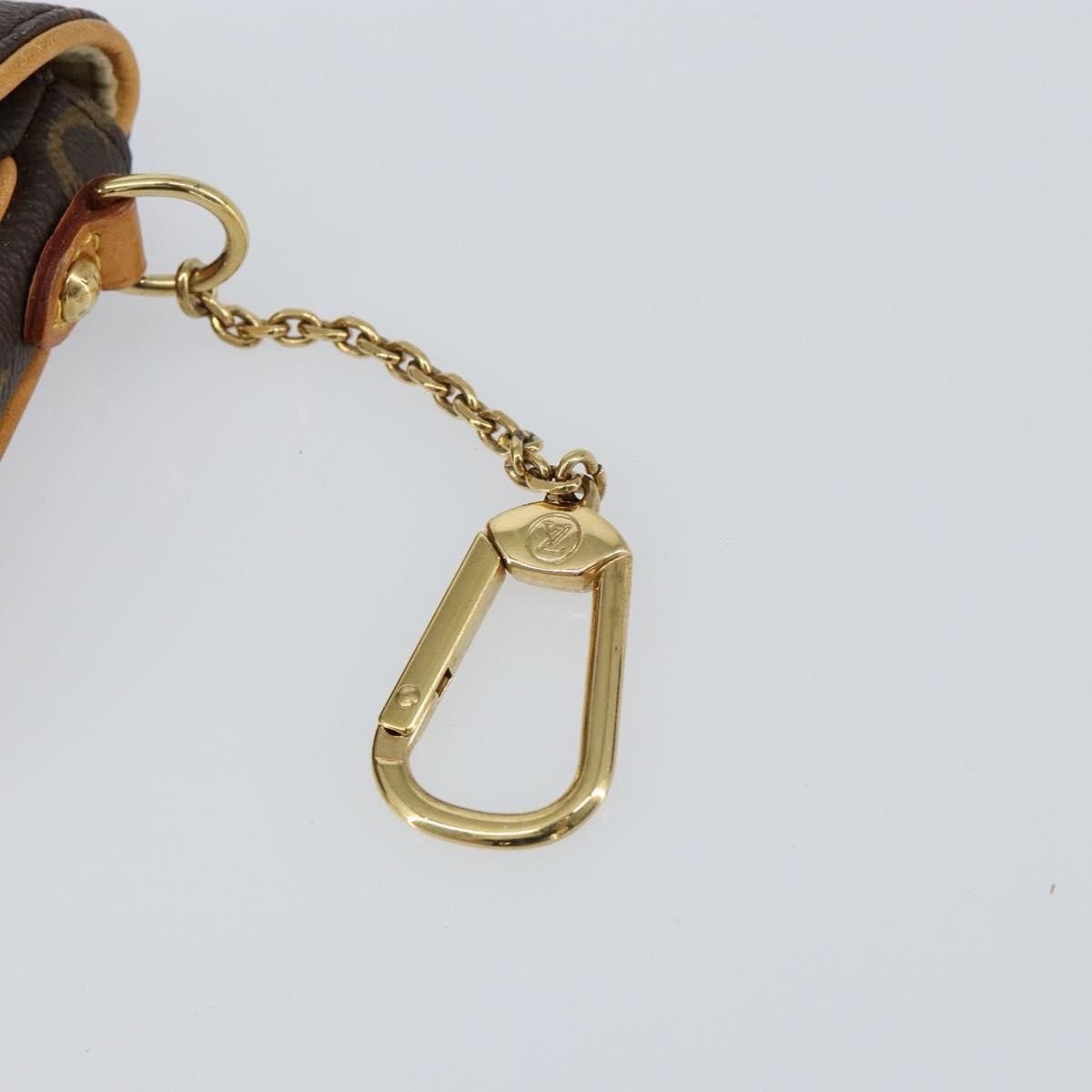 Louis Vuitton Louis Vuitton Cancun Pochette Monogram Canvas Size ONE SIZE - 12 Thumbnail