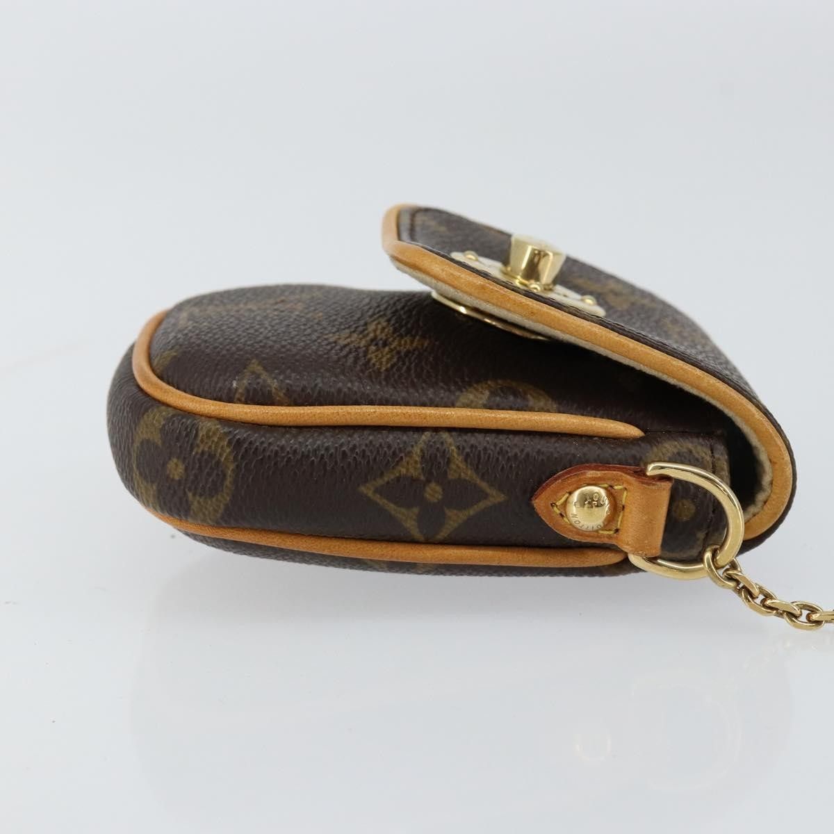 Louis Vuitton Louis Vuitton Cancun Pochette Monogram Canvas Size ONE SIZE - 3 Thumbnail