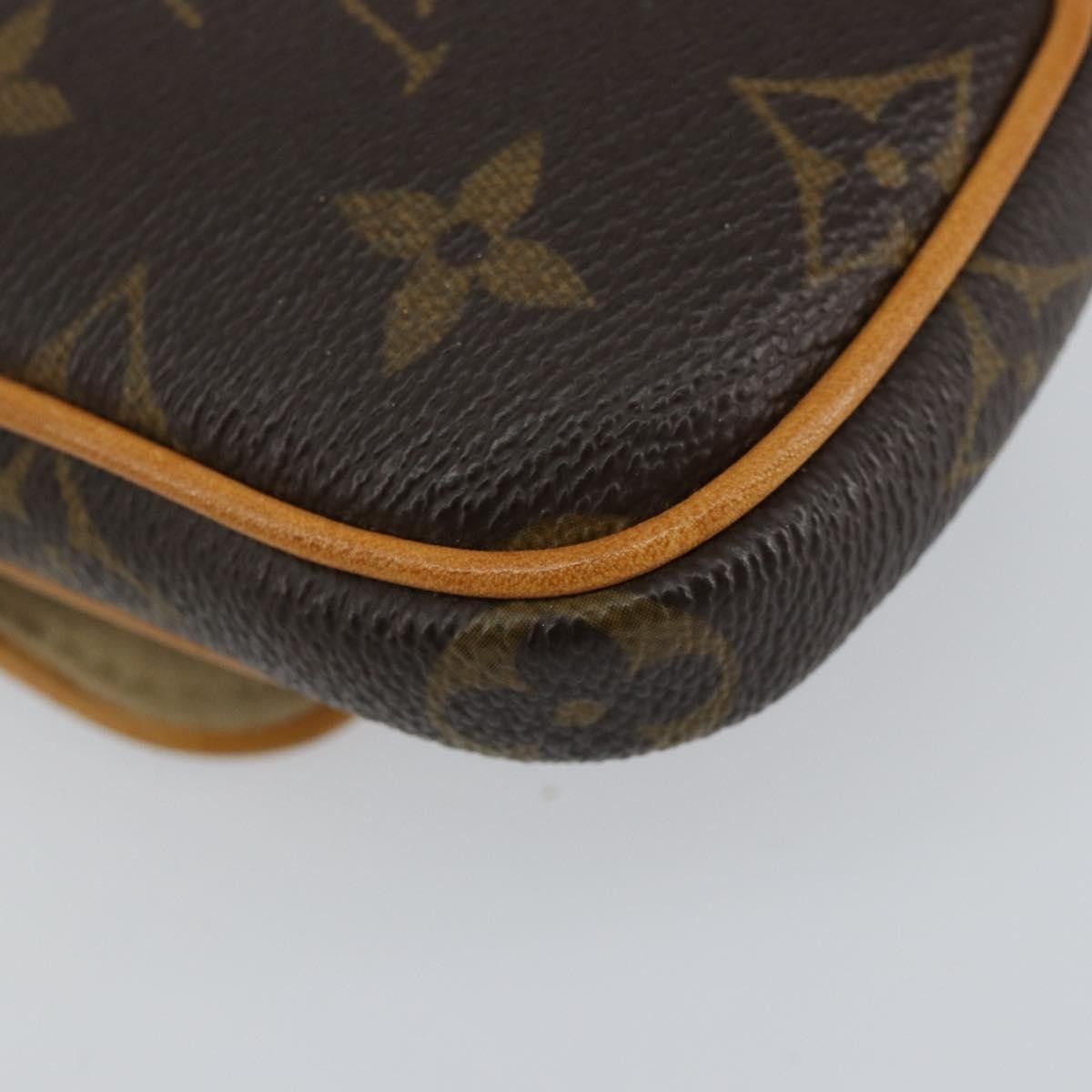 Louis Vuitton Louis Vuitton Cancun Pochette Monogram Canvas Size ONE SIZE - 11 Thumbnail