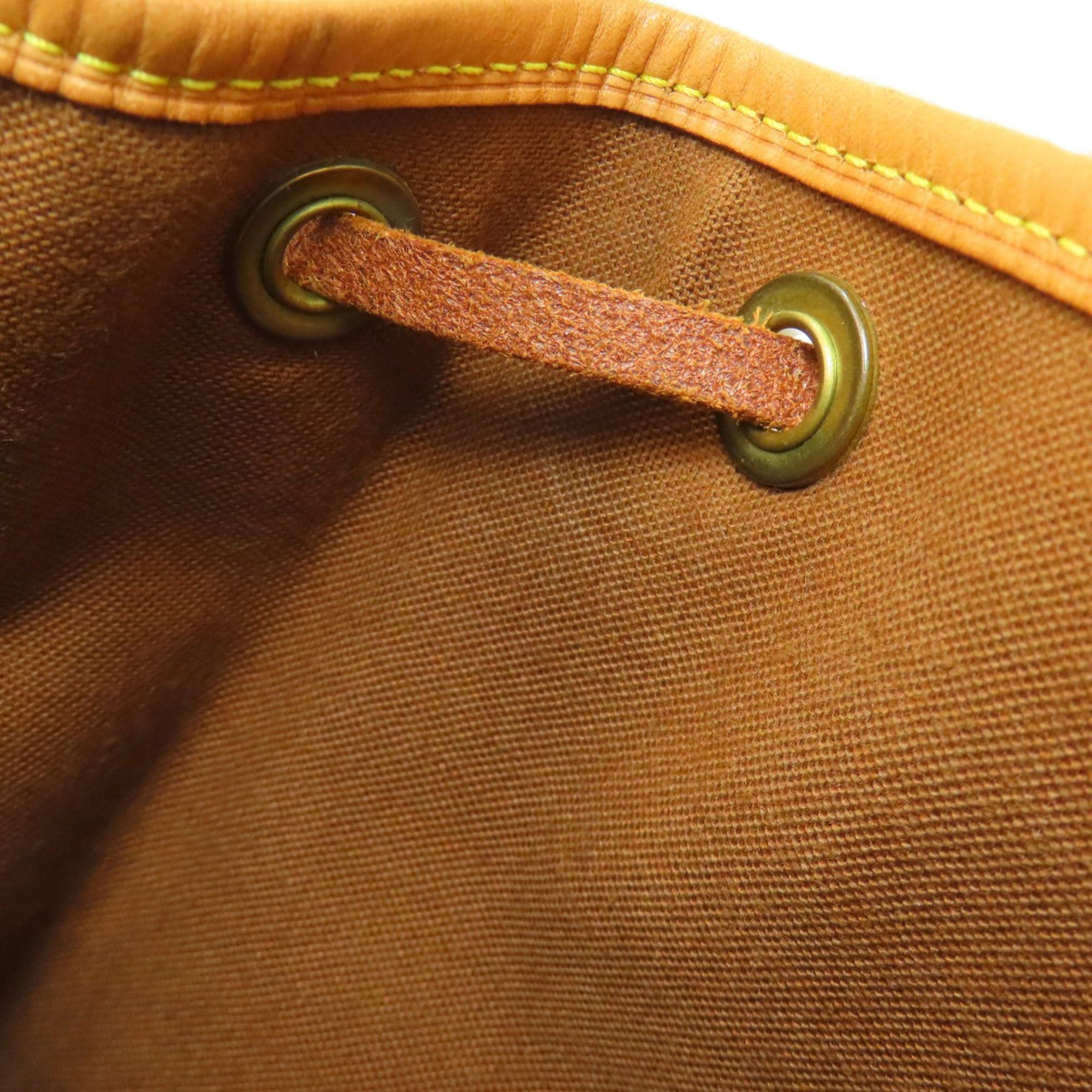 Louis Vuitton Louis Vuitton M51136 Montsouris Medium Backpack/Daypack in Monogram Canvas, Women's Size ONE SIZE - 9 Thumbnail