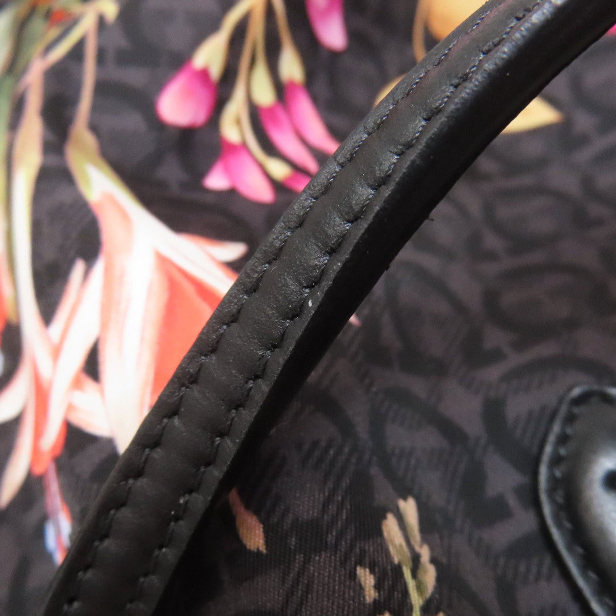 Salvatore Ferragamo Salvatore Ferragamo Flower Gancini Motif Tote Bag, Nylon, Women's, Size ONE SIZE - 15 Thumbnail