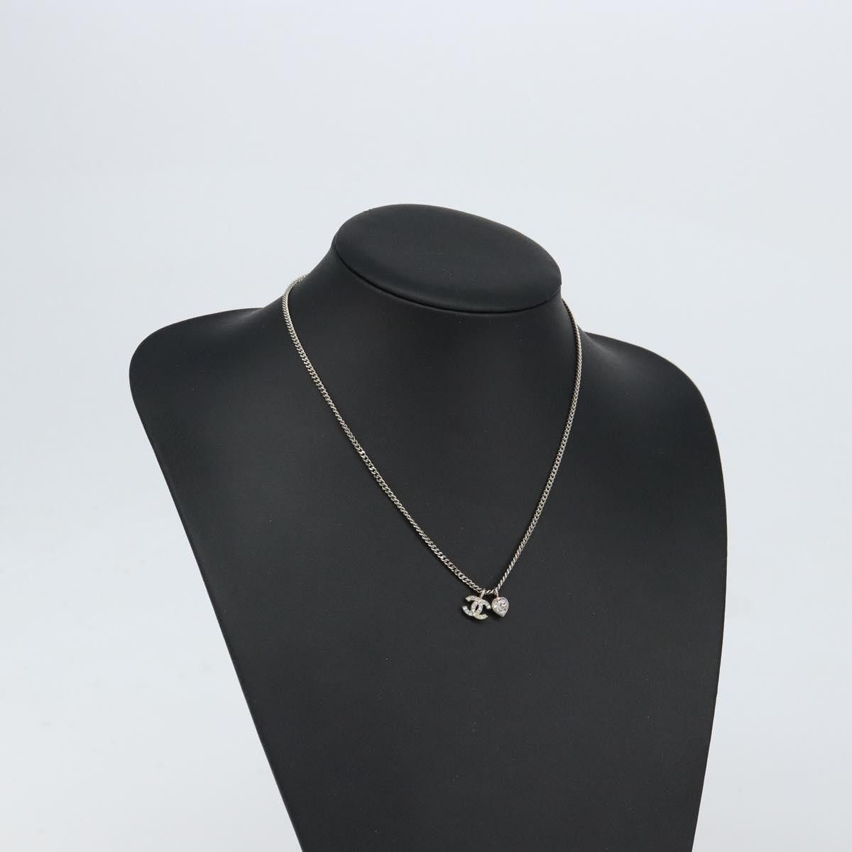 Chanel Chanel CC and Heart Pendant Necklace Metal Size ONE SIZE - 11 Thumbnail