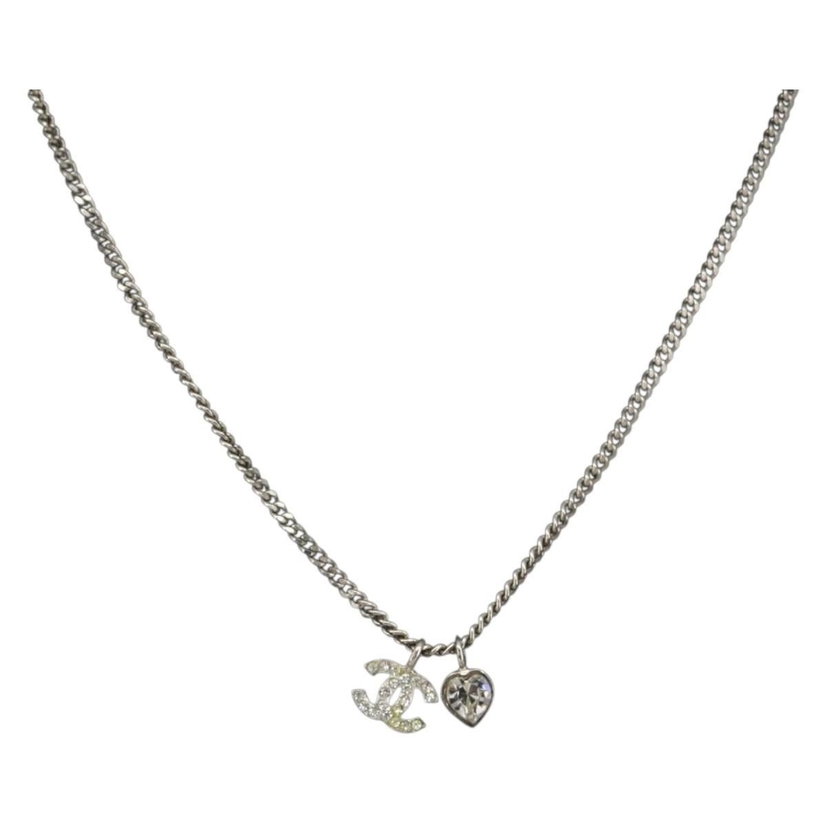 Chanel Chanel CC and Heart Pendant Necklace Metal Size ONE SIZE - 3 Thumbnail