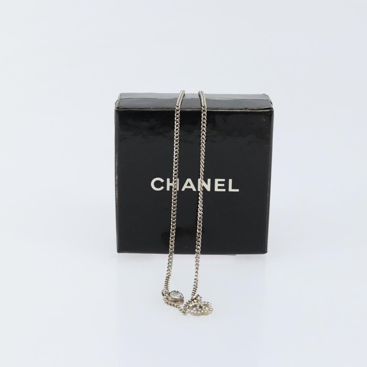 Chanel Chanel CC and Heart Pendant Necklace Metal Size ONE SIZE - 9 Thumbnail