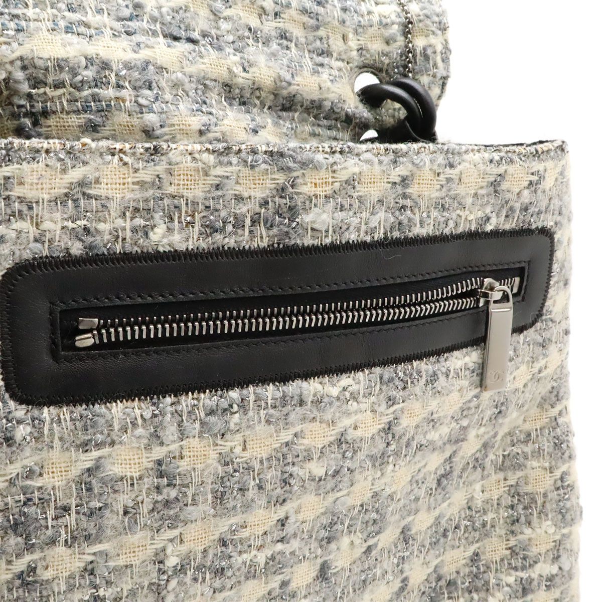 Chanel Chanel Chanel Camellia Tweed Shoulder Bag Leather Crossbody Bag A30216 DUTY FREE for USA Size ONE SIZE - 7 Thumbnail