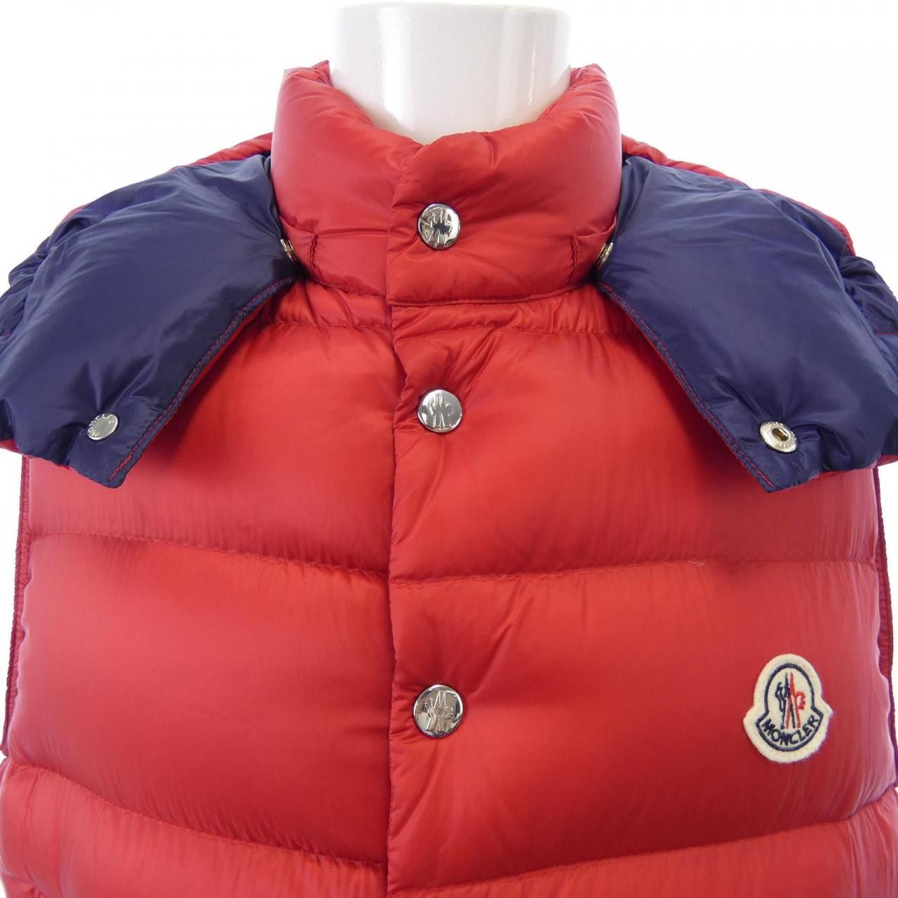 Moncler Moncler Moncler BILLECART Down Vest Others Outerwear BILLECART DUTY FREE for USA Size ONE SIZE - 6 Thumbnail