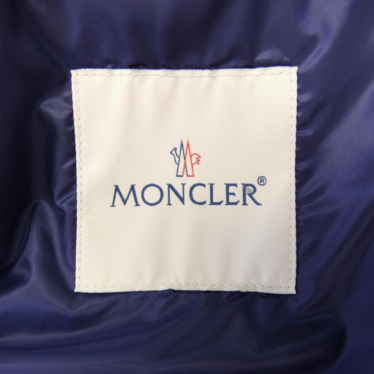 Moncler Moncler Moncler BILLECART Down Vest Others Outerwear BILLECART DUTY FREE for USA Size ONE SIZE - 5 Thumbnail