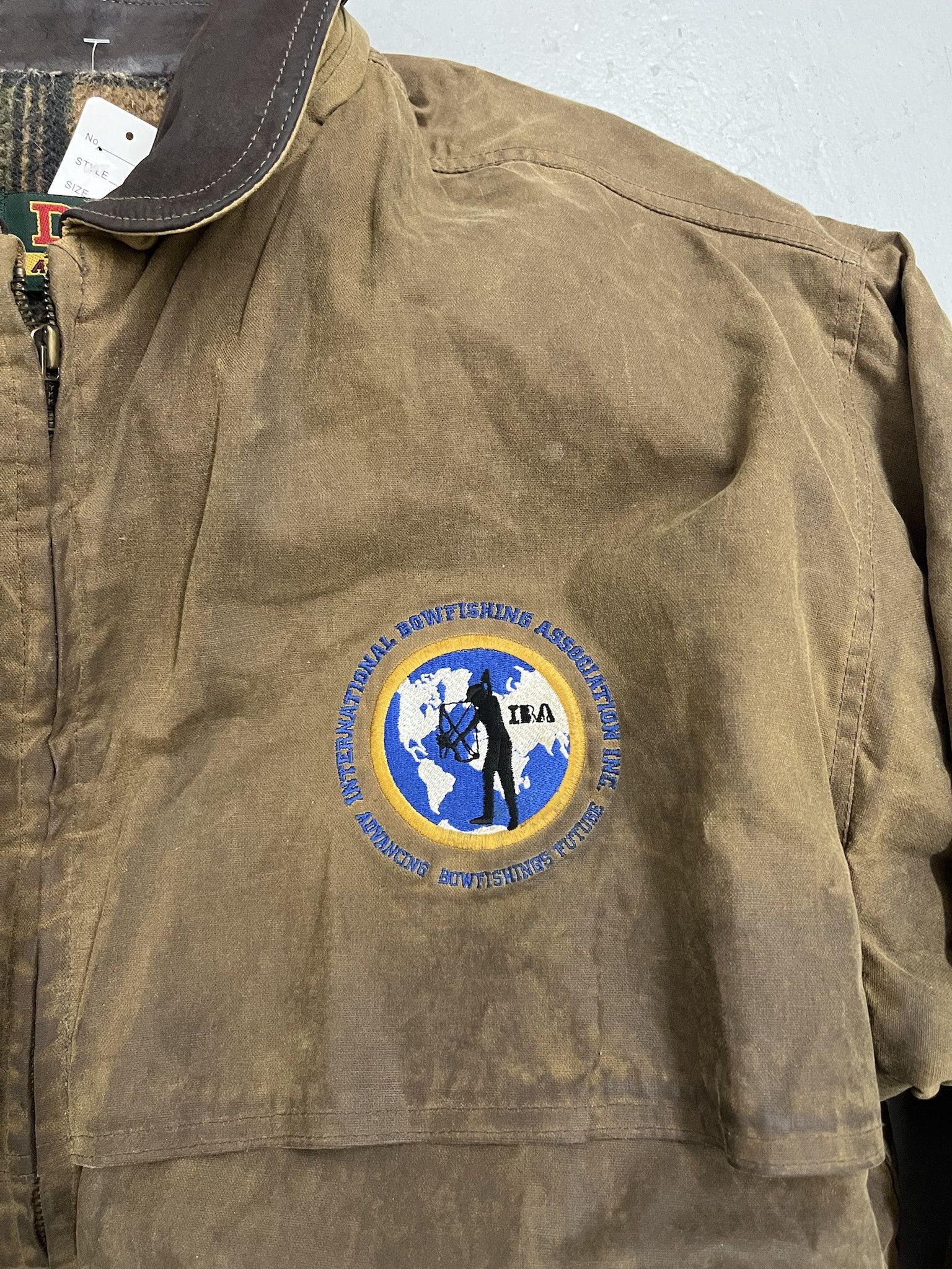 Carhartt Vintage 90s International Bowfishing Association Waxed Canvas Jacket XL Size US XL / EU 56 / 4 - 2 Thumbnail