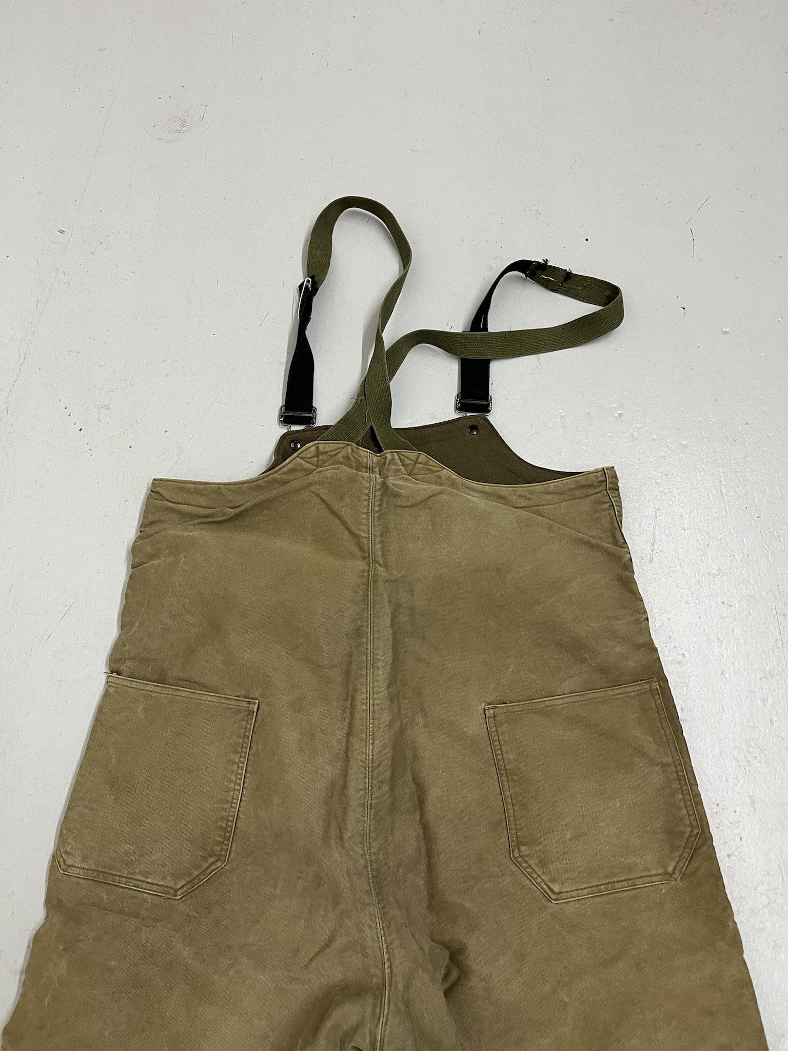 Vintage Vintage 1940s WWII US Navy USN Stencil Bib Overalls Deck Pants NXsx 64251 Medium Size US M / EU 48-50 / 2 - 6 Thumbnail