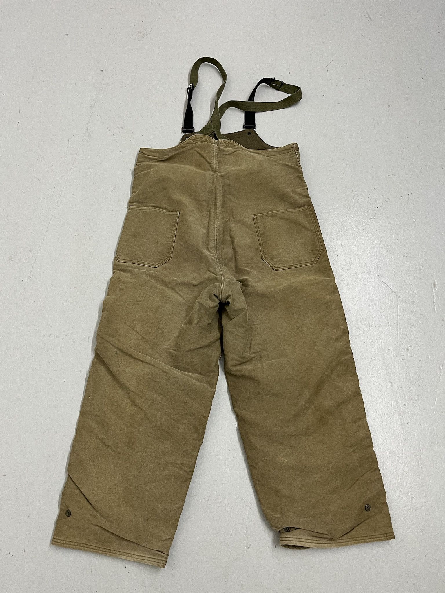 Vintage Vintage 1940s WWII US Navy USN Stencil Bib Overalls Deck Pants NXsx 64251 Medium Size US M / EU 48-50 / 2 - 5 Thumbnail