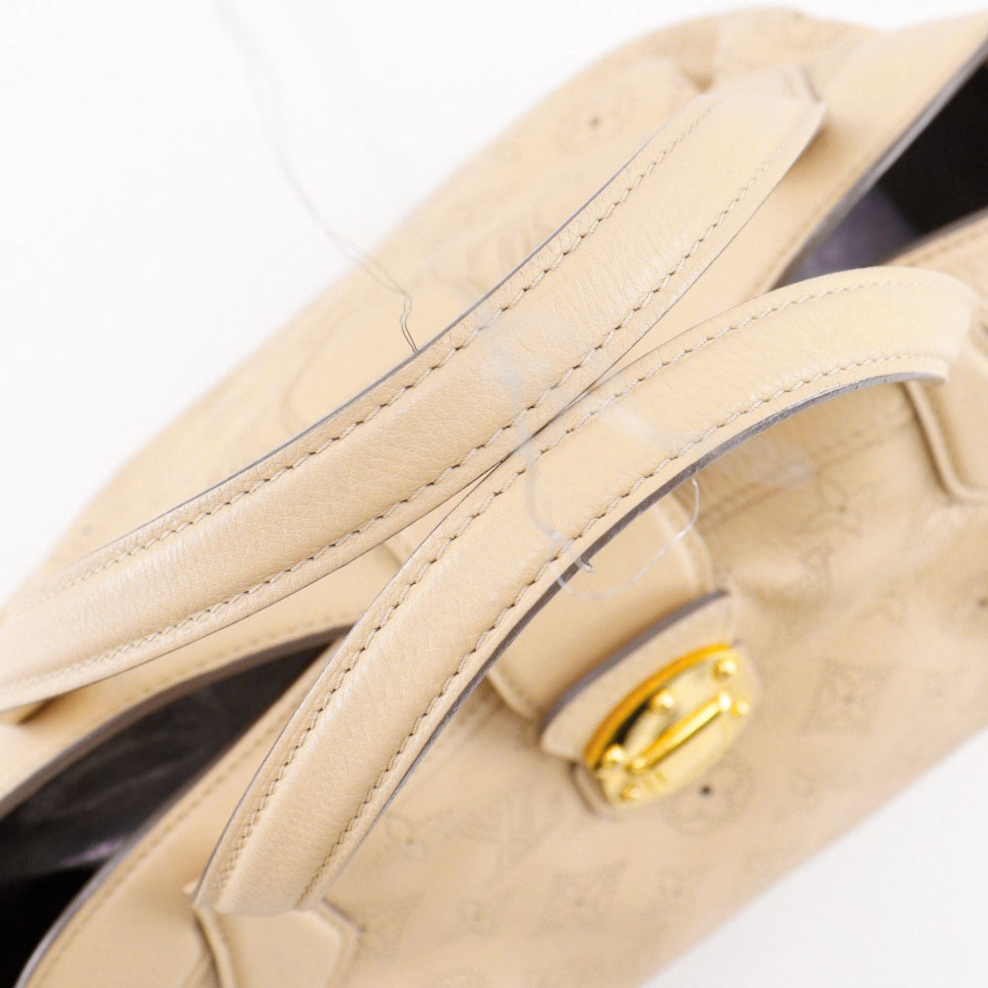 Louis Vuitton Louis Vuitton Shiels PM Handbag M93818 Monogram Mahina Opal 2011 Beige AR1101 A4 Size with Snap Lock Women's Size ONE SIZE - 5 Thumbnail