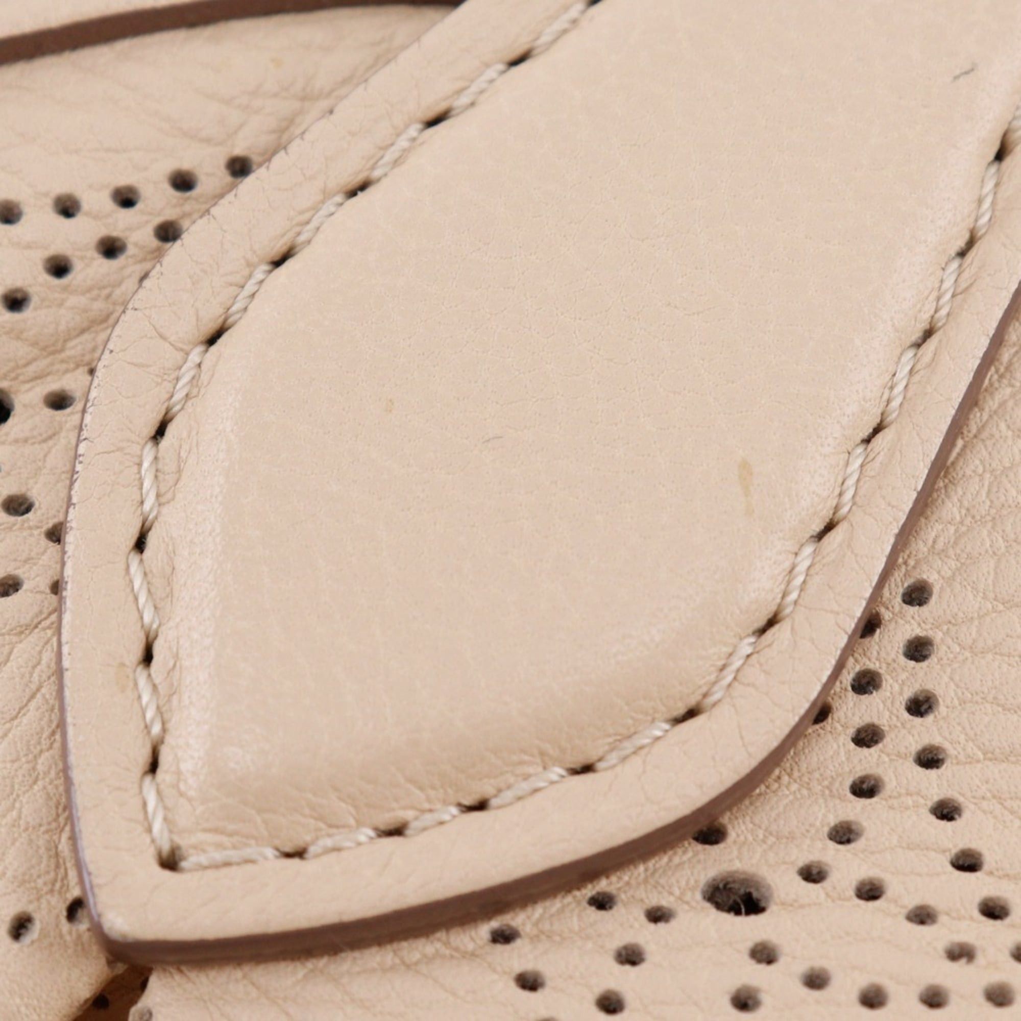 Louis Vuitton Louis Vuitton Shiels PM Handbag M93818 Monogram Mahina Opal 2011 Beige AR1101 A4 Size with Snap Lock Women's Size ONE SIZE - 11 Thumbnail