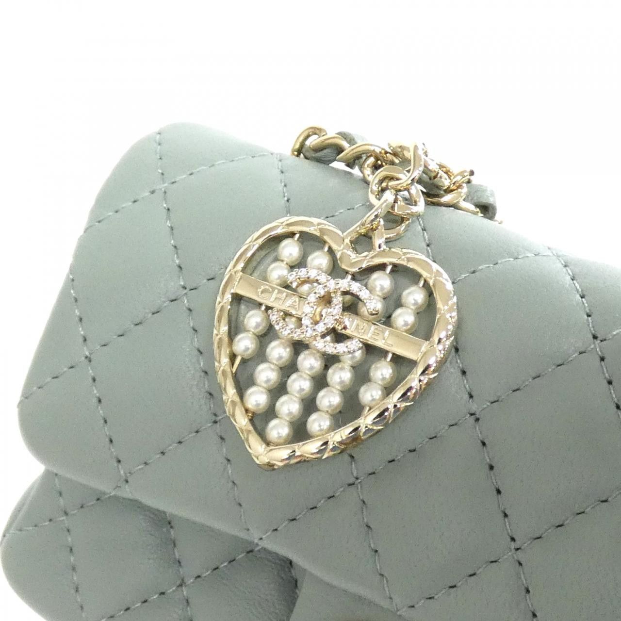 Chanel Chanel Chanel AP4760 Lambskin Key Holder Leather Charm AP4760 DUTY FREE for USA Size ONE SIZE - 5 Thumbnail