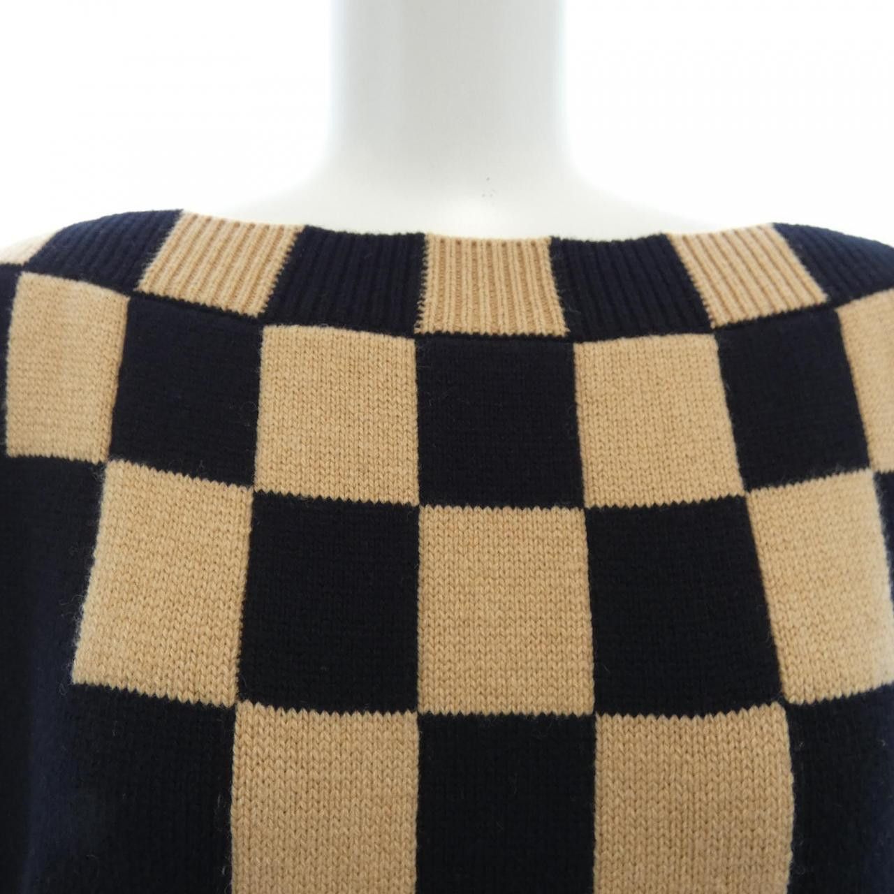 Louis Vuitton Louis Vuitton Louis Vuitton FHKD91RZB Cashmere Blend Dress Others Dresses FHKD91RZB DUTY FREE for USA Size ONE SIZE - 5 Thumbnail
