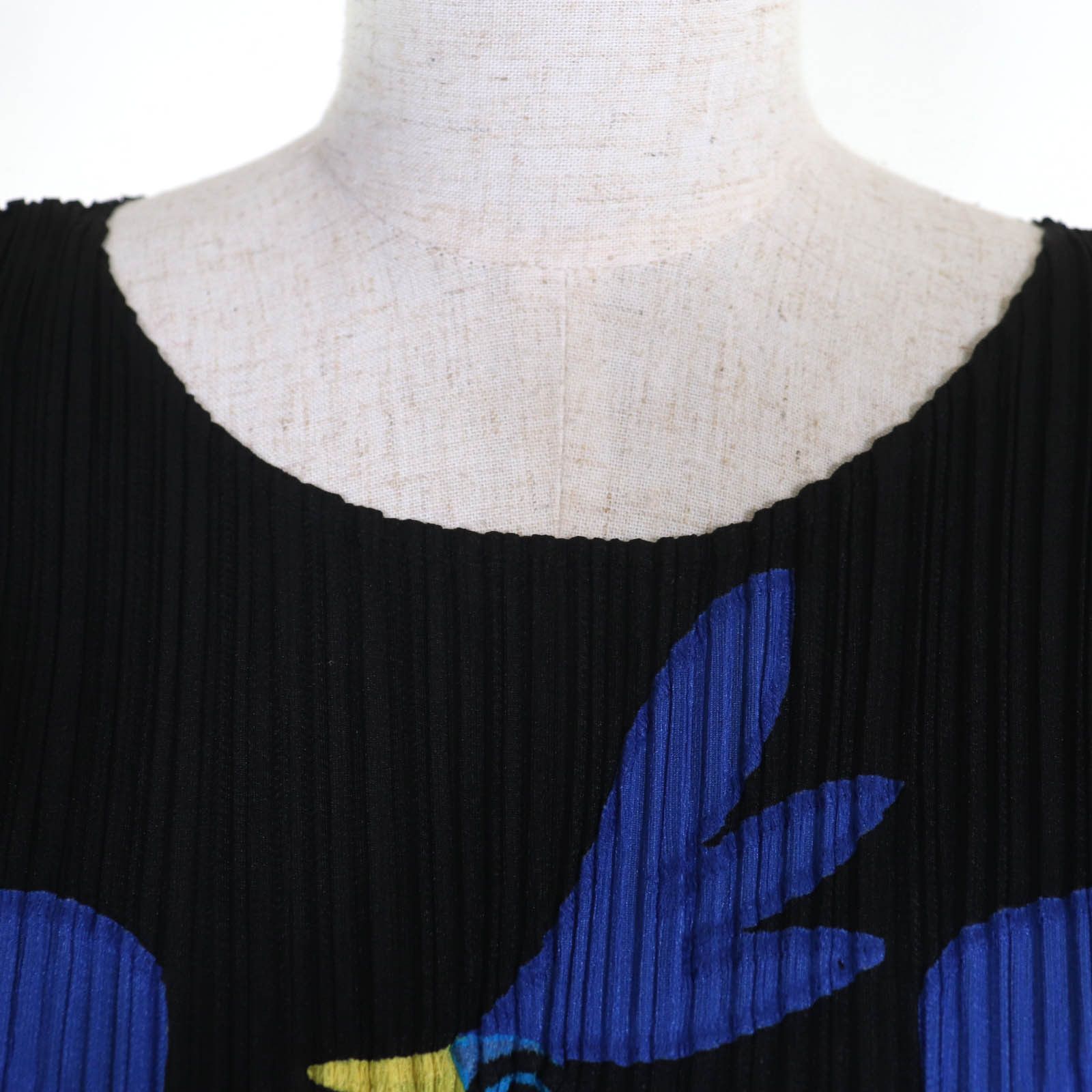Issey Miyake Issey Miyake PLEATS PLEASE Polyester Top Others Tops PP33-JK692 DUTY FREE for USA Size ONE SIZE - 4 Thumbnail