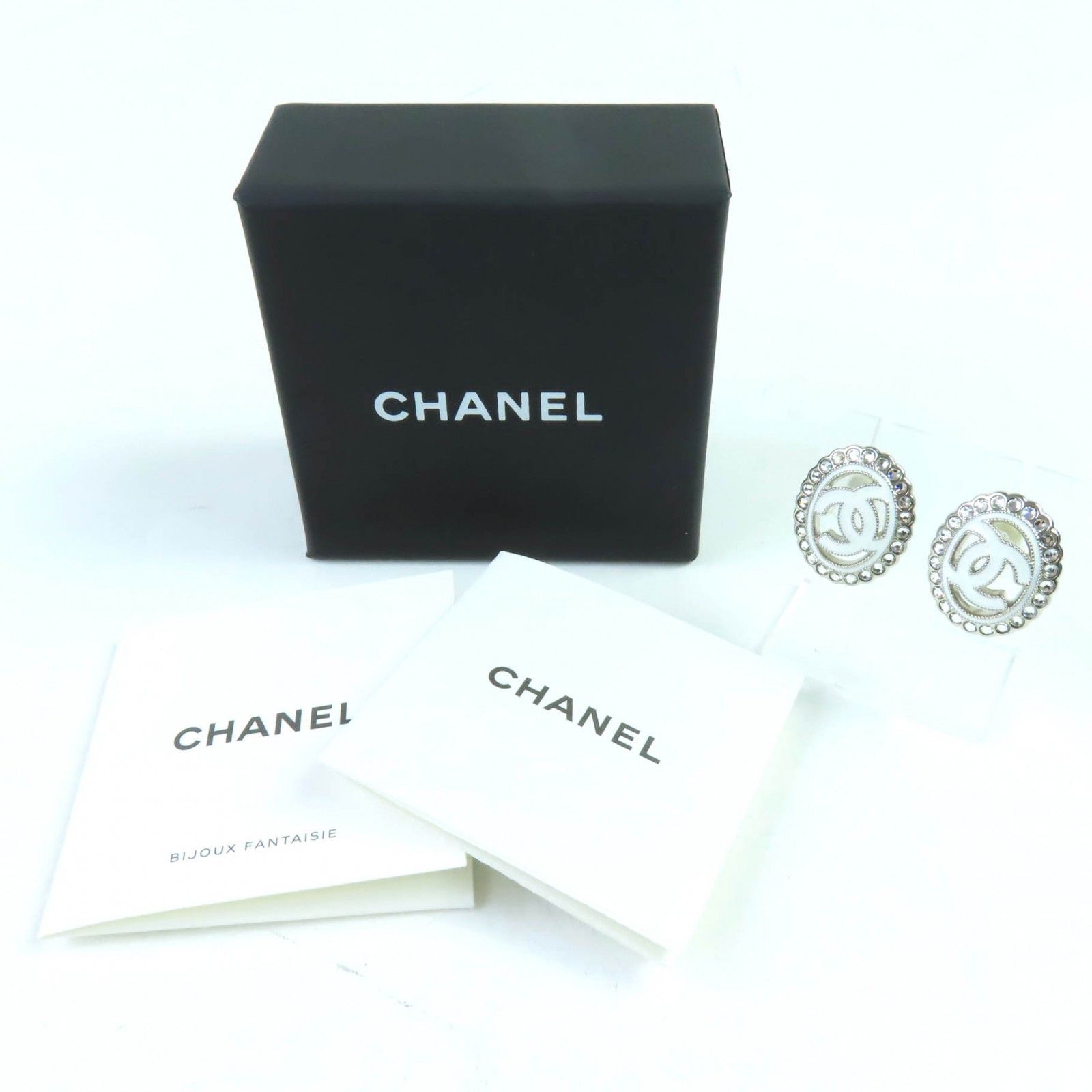 Chanel Chanel Chanel Pierce Earrings Metal Earrings A25C DUTY FREE for USA Size ONE SIZE - 2 Thumbnail