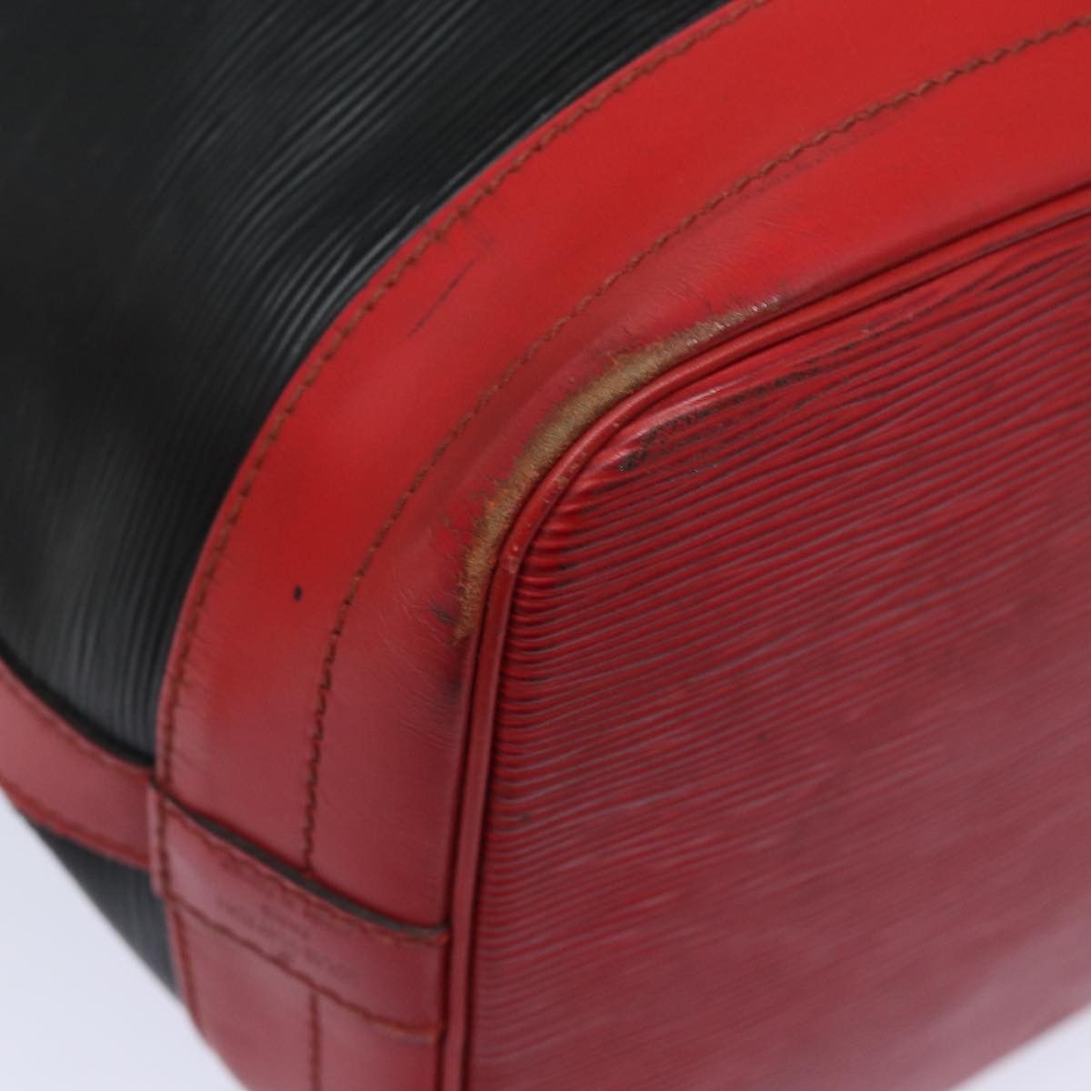 Louis Vuitton Louis Vuitton Bicolor Petit Noe Handbag Epi Leather Size ONE SIZE - 12 Thumbnail