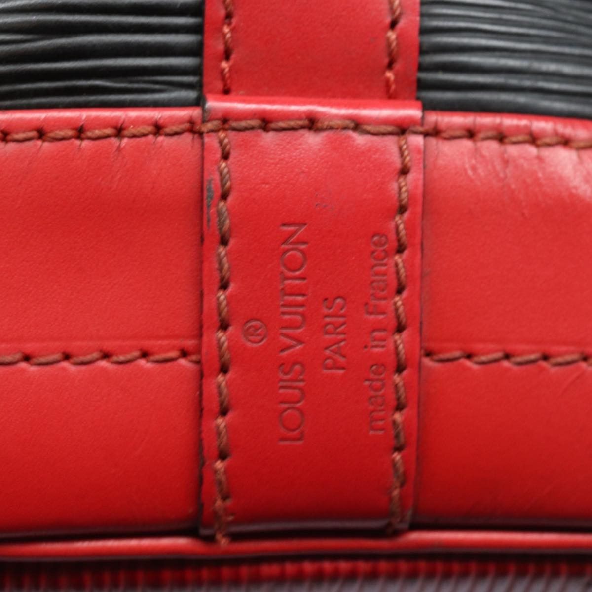 Louis Vuitton Louis Vuitton Bicolor Petit Noe Handbag Epi Leather Size ONE SIZE - 6 Thumbnail