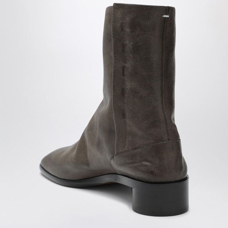 Maison Margiela Maison Margiela Tabi Ankle Boot In Brown Leather Size US 11 / EU 44 - 2 Thumbnail