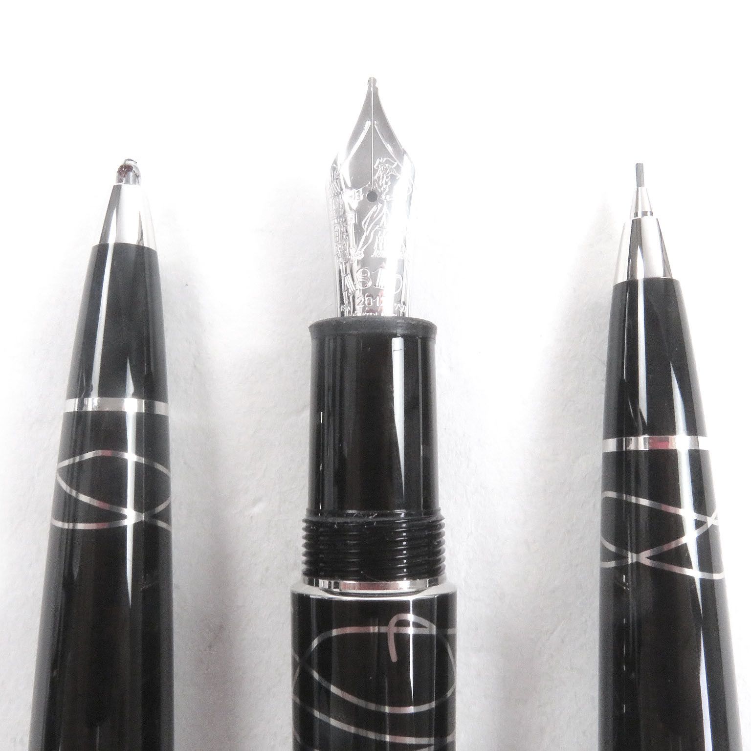 Montblanc Montblanc Montblanc Jonathan Swift Three-Piece Set Fountain Pen Set Metal Pen DUTY FREE for USA Size ONE SIZE - 6 Thumbnail