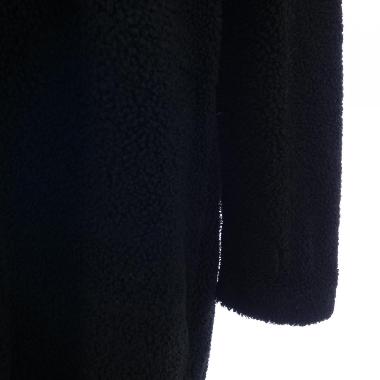 Other Other The Row Shearling Coat Natural Material Outerwear 5955-L215 DUTY FREE for USA Size ONE SIZE - 6 Thumbnail