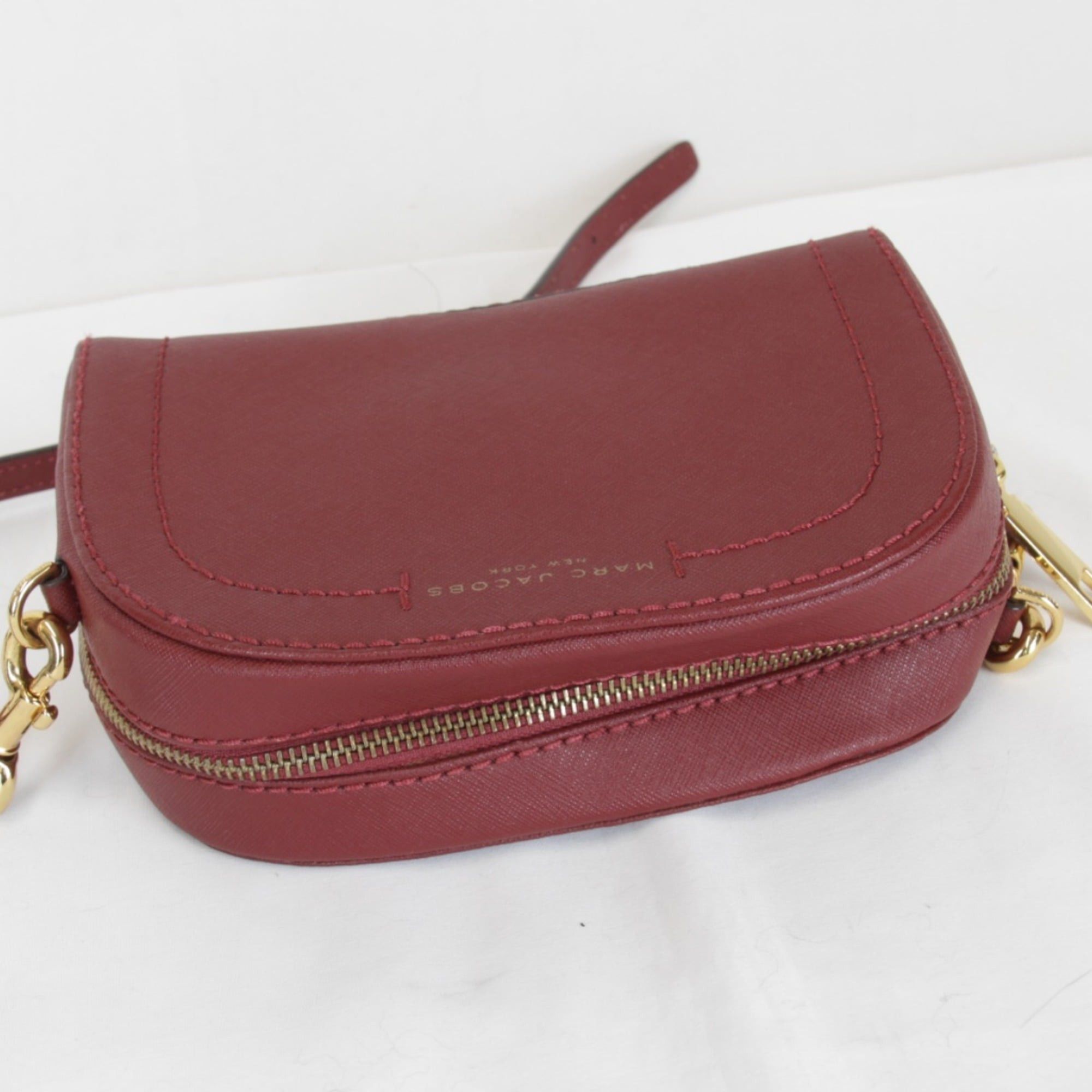 Marc Jacobs MARC JACOBS Women's Wine Red Compact Leather Shoulder Bag Size ONE SIZE - 16 Thumbnail