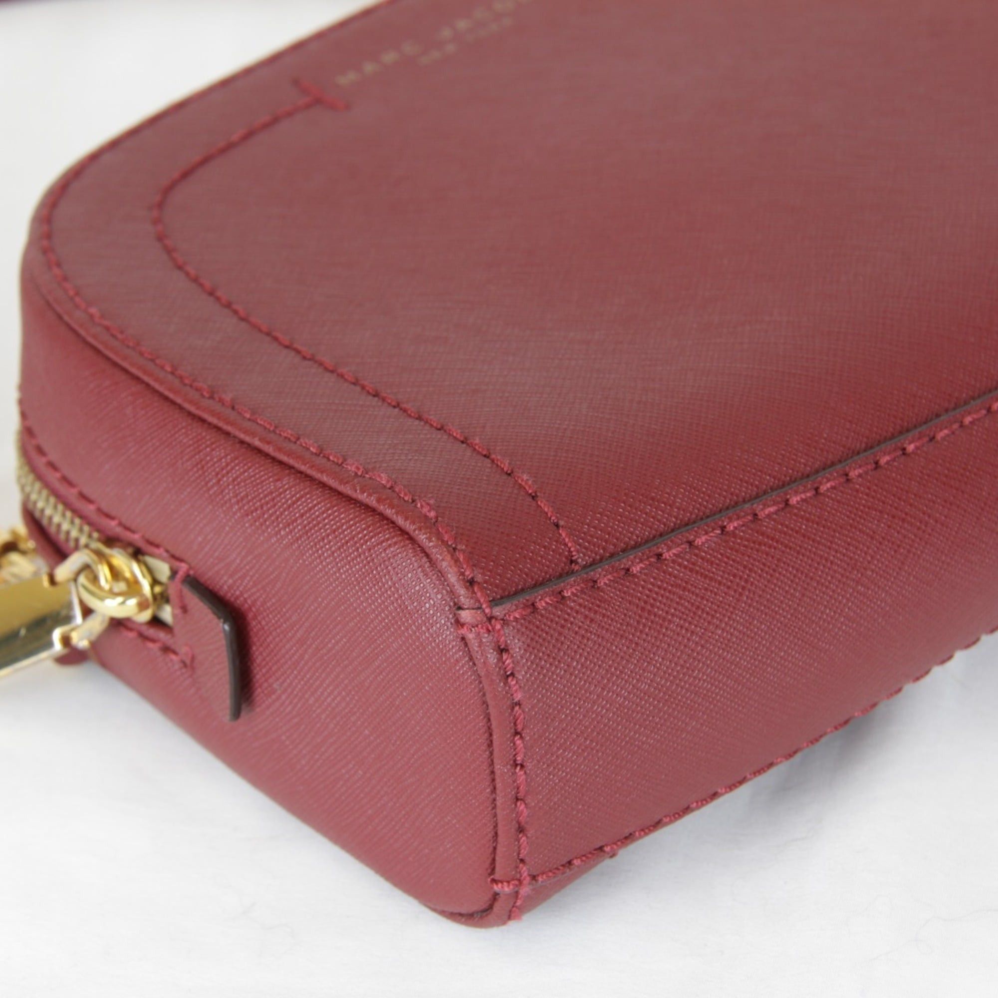 Marc Jacobs MARC JACOBS Women's Wine Red Compact Leather Shoulder Bag Size ONE SIZE - 6 Thumbnail