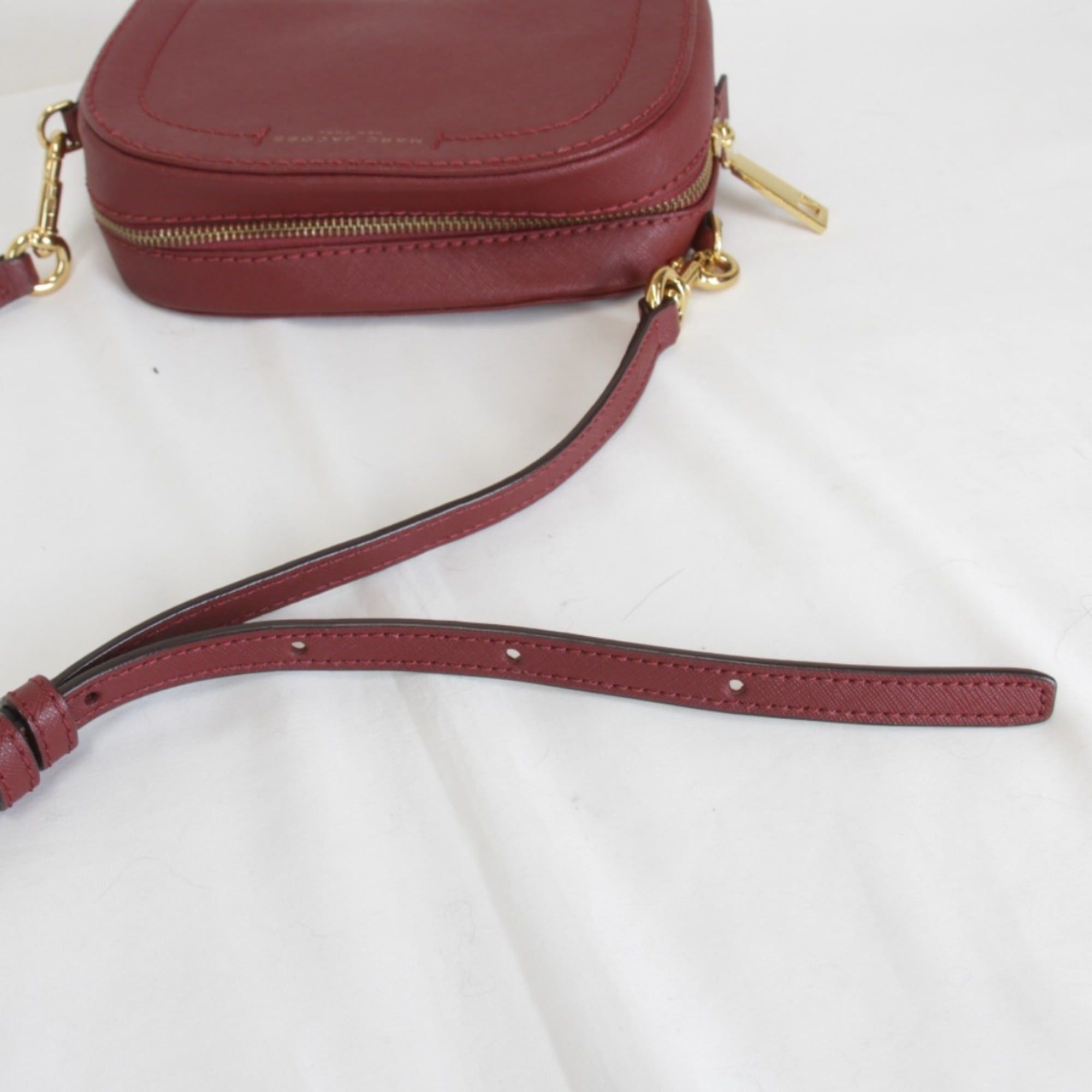 Marc Jacobs MARC JACOBS Women's Wine Red Compact Leather Shoulder Bag Size ONE SIZE - 15 Thumbnail
