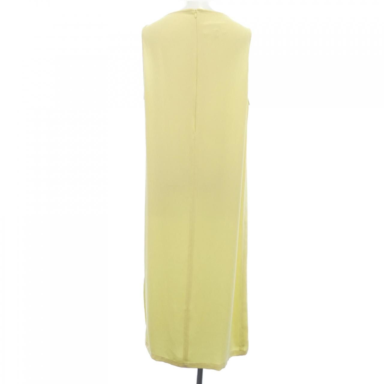 Maison Margiela MM6 Maison Margiela MM6 S52CT0413 Dress Others Dresses S52CT0413 DUTY FREE for USA Size ONE SIZE - 2 Thumbnail