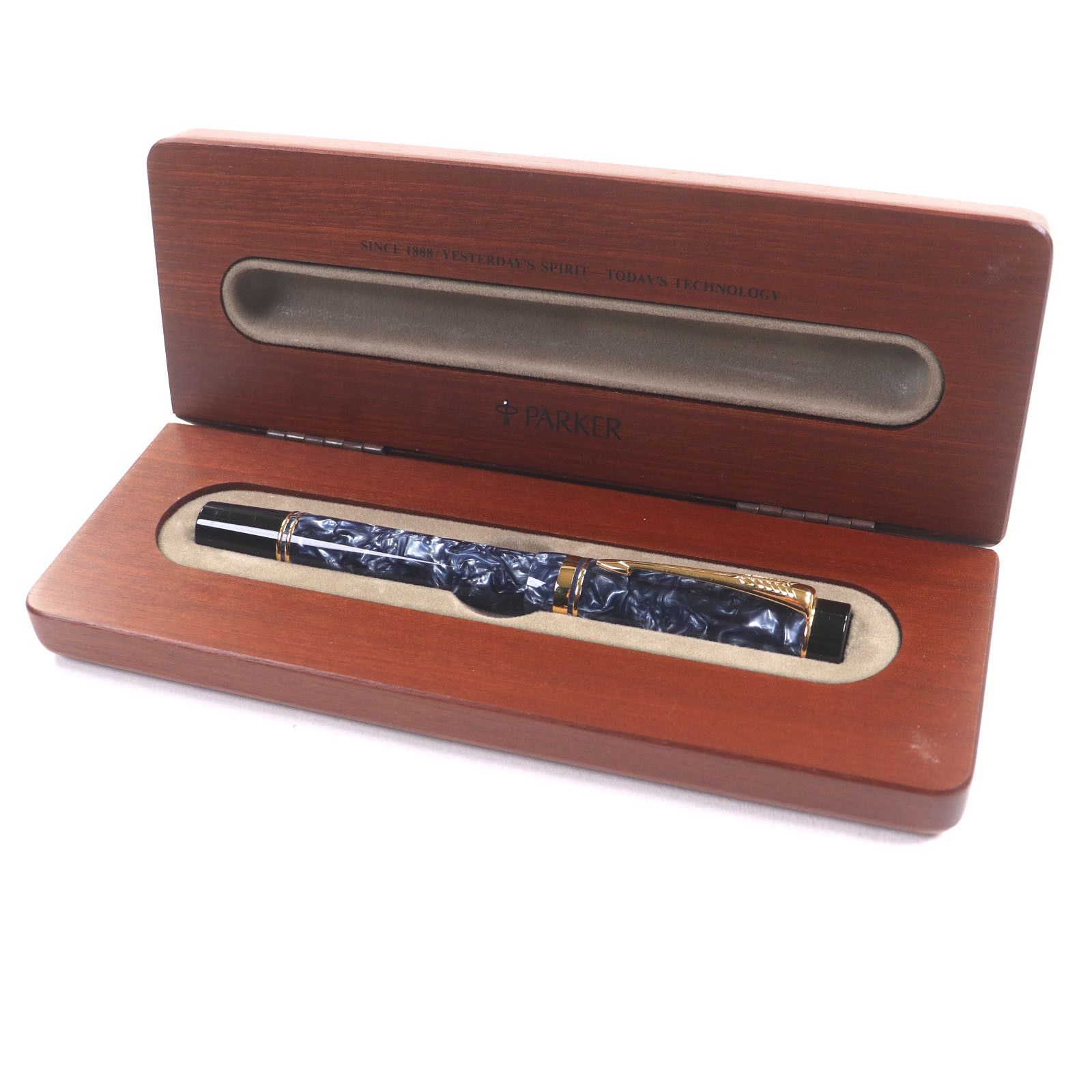 Other Other Parker Duofold Centennial Au750 Fountain Pen Metal Pen DUTY FREE for USA Size ONE SIZE - 2 Thumbnail