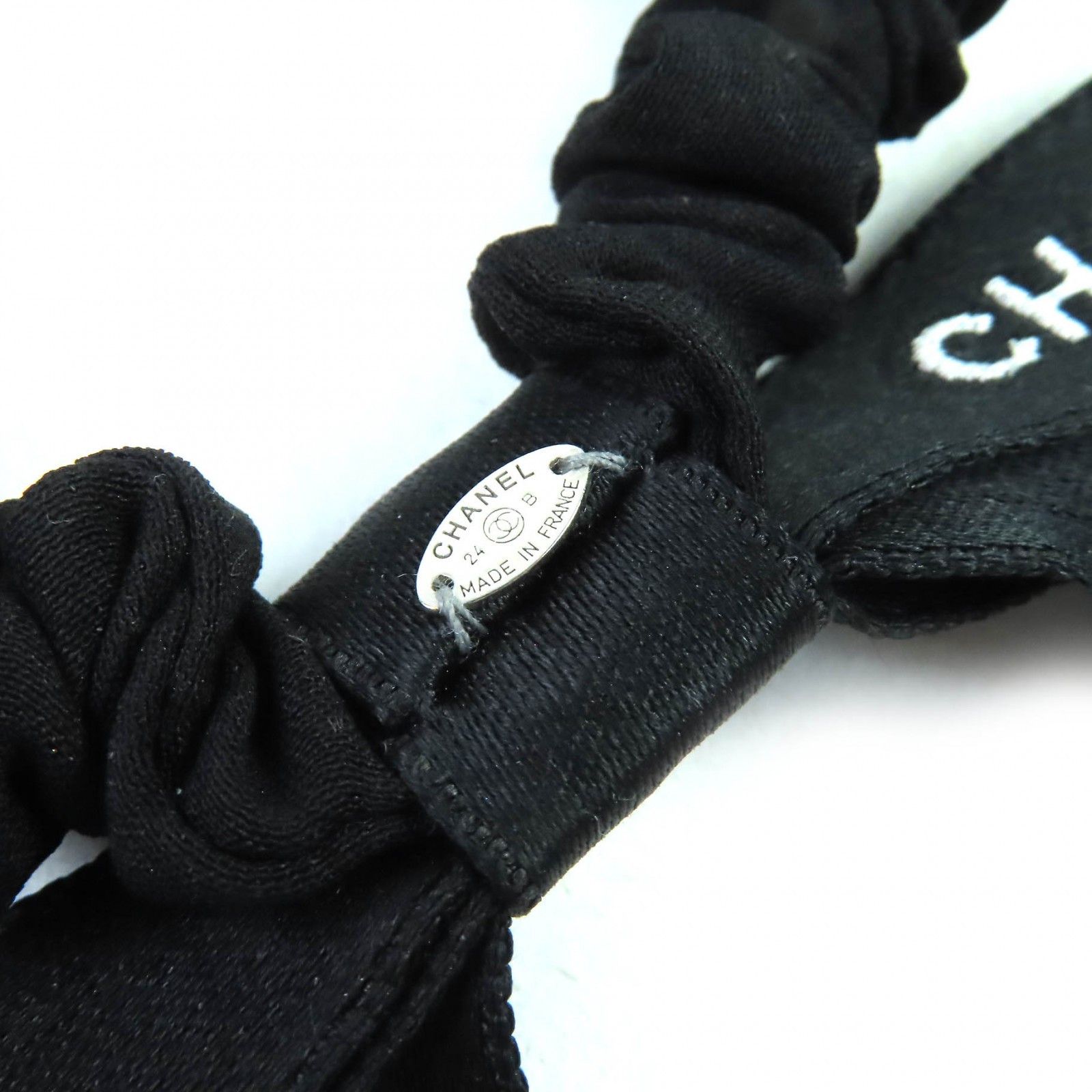 Chanel Chanel Chanel COCO Mark Logo Ribbon Scrunchie Hair Accessory Plastic Other DUTY FREE for USA Size ONE SIZE - 5 Thumbnail