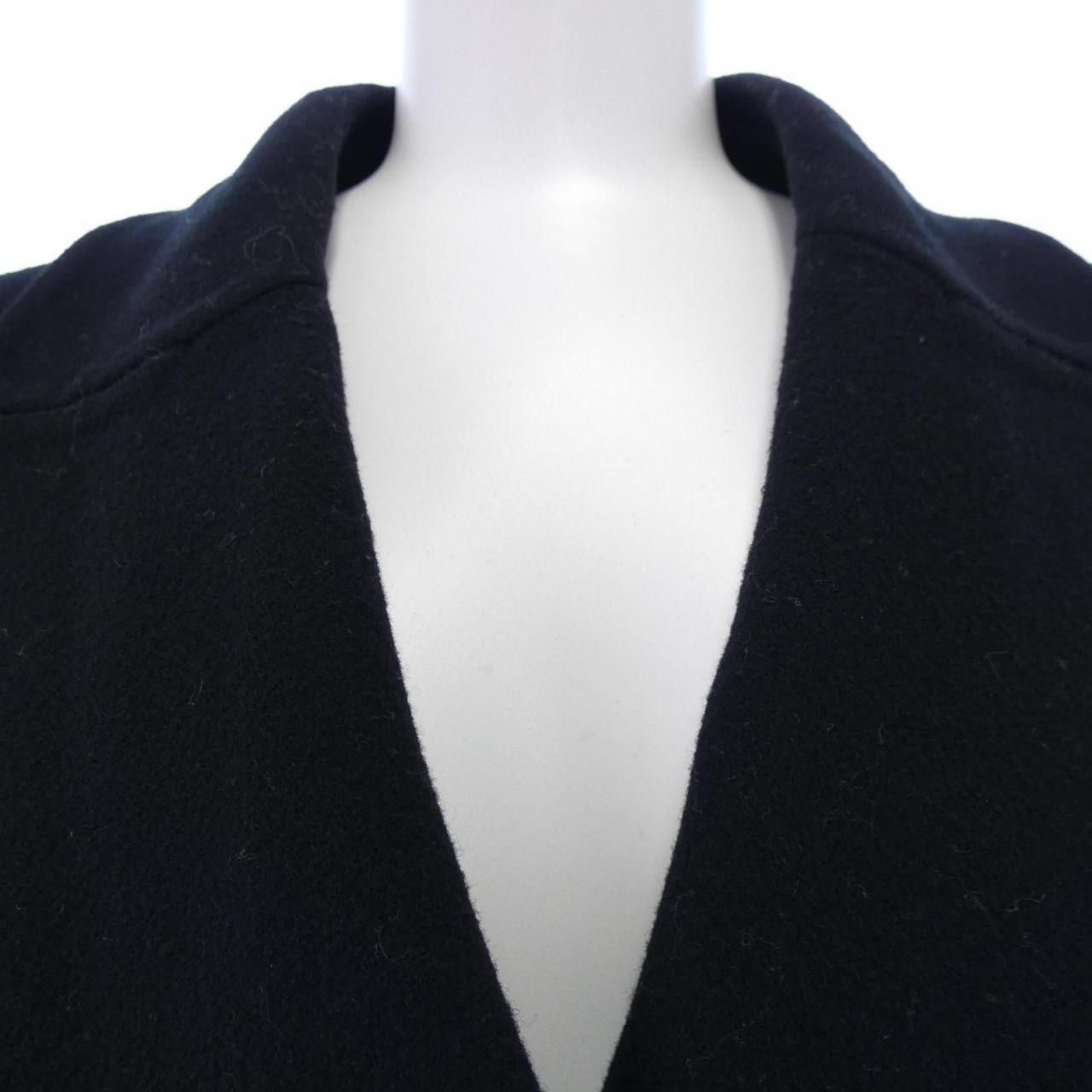 Fendi Fendi Fendi FF8521 A5G0 Wool Fox Pocket Coat Others Outerwear FF8521A5G0 DUTY FREE for USA Size ONE SIZE - 5 Thumbnail
