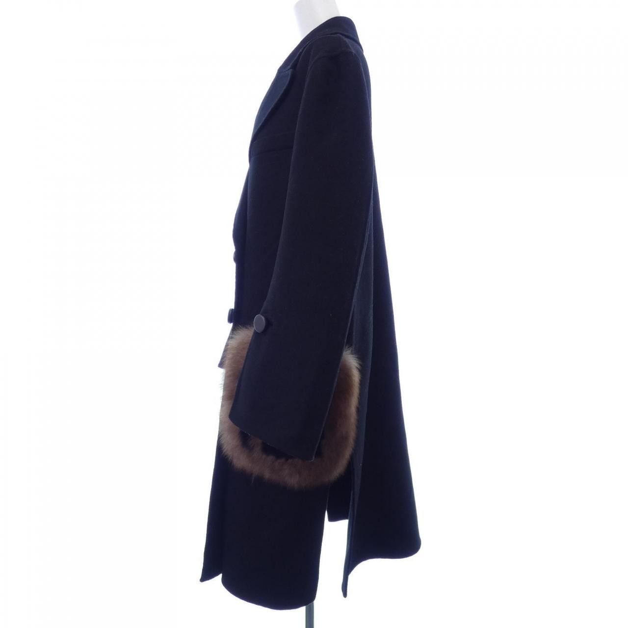 Fendi Fendi Fendi FF8521 A5G0 Wool Fox Pocket Coat Others Outerwear FF8521A5G0 DUTY FREE for USA Size ONE SIZE - 7 Thumbnail