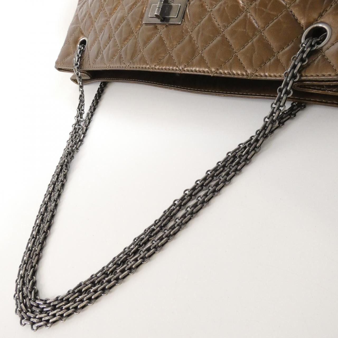 Chanel Chanel Chanel Calfskin Bag Leather Shoulder Bag DUTY FREE for USA Size ONE SIZE - 7 Thumbnail