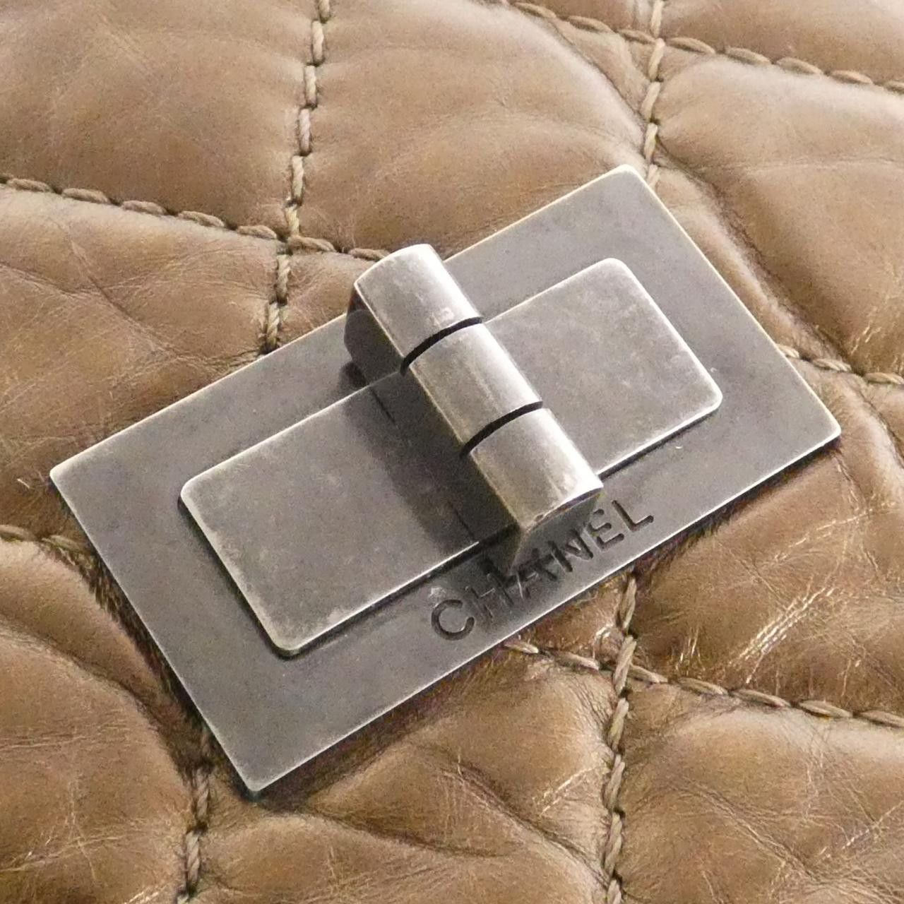 Chanel Chanel Chanel Calfskin Bag Leather Shoulder Bag DUTY FREE for USA Size ONE SIZE - 6 Thumbnail